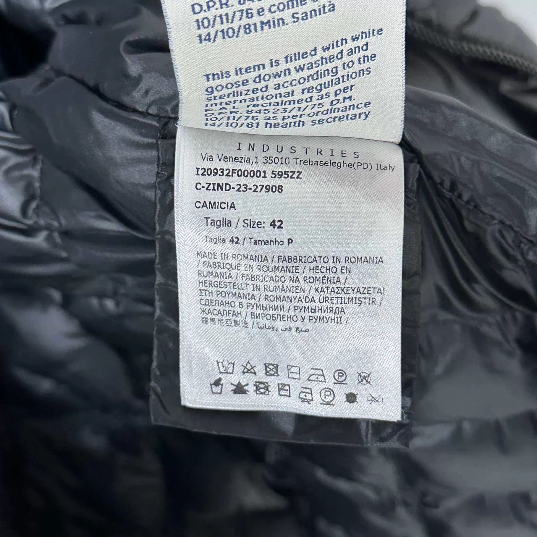 Moncler Moncler black A-line quilted down jacket Size M / US 6-8 / IT 42-44 - 4 Thumbnail