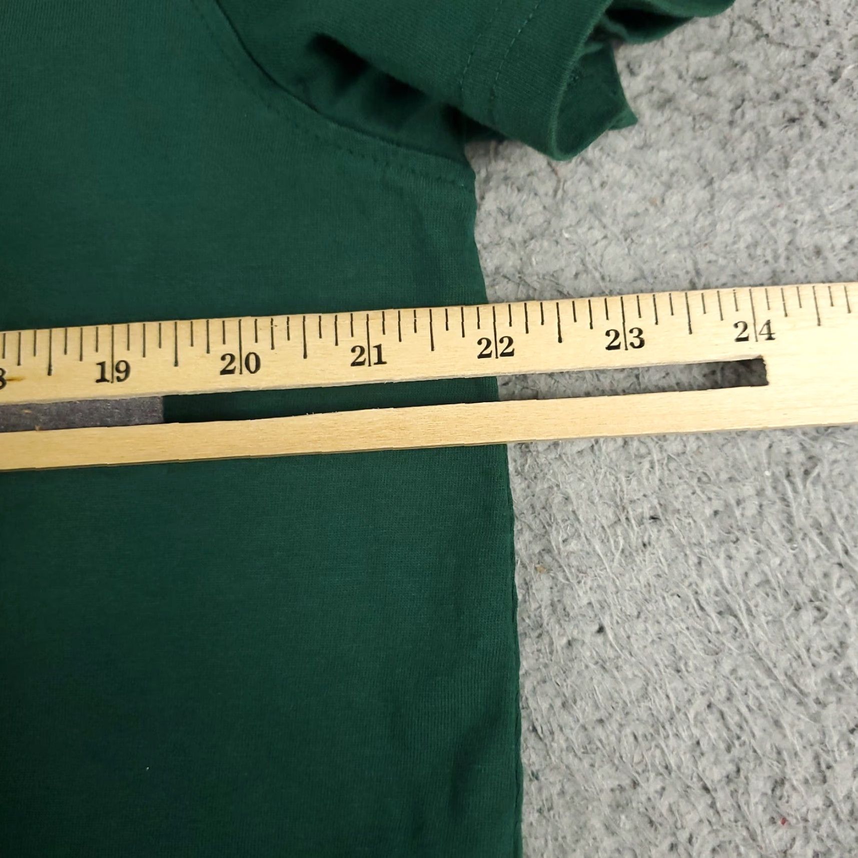 Nautica Nautica T Shirt Men Size Large Green Short Sleeve Crew Neck Logo Casual All Seasons 90s? (Note: avoid adding questionable decade) Size US L / EU 52-54 / 3 - 7 Thumbnail