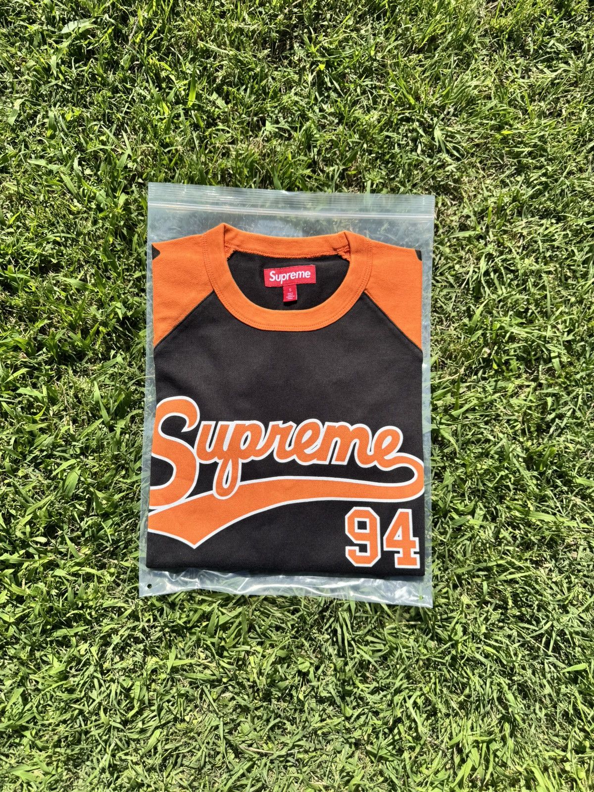 Supreme Supreme Tiger Raglan L/S Top Size US M / EU 48-50 / 2 - 5 Thumbnail