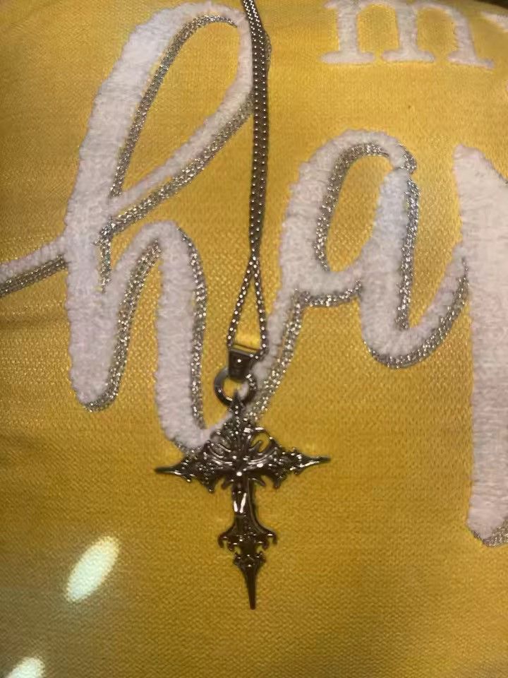 Japanese Brand Gothic Skeleton Cross Necklace Size ONE SIZE - 6 Thumbnail