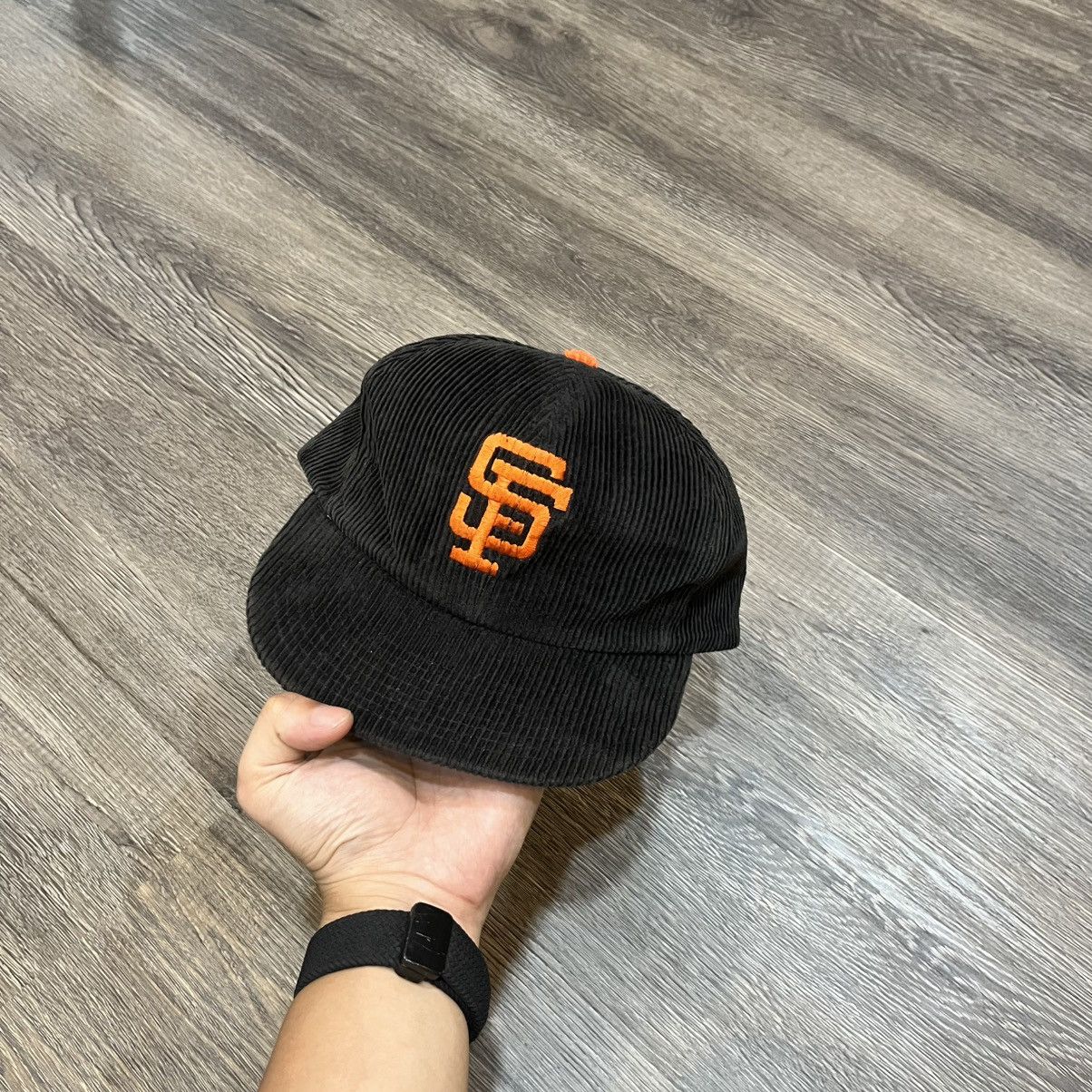 Twins Enterprise Inc. Vintage San Fransisco Giants Corduroy Golfer SnapBack Size ONE SIZE - 1 Thumbnail