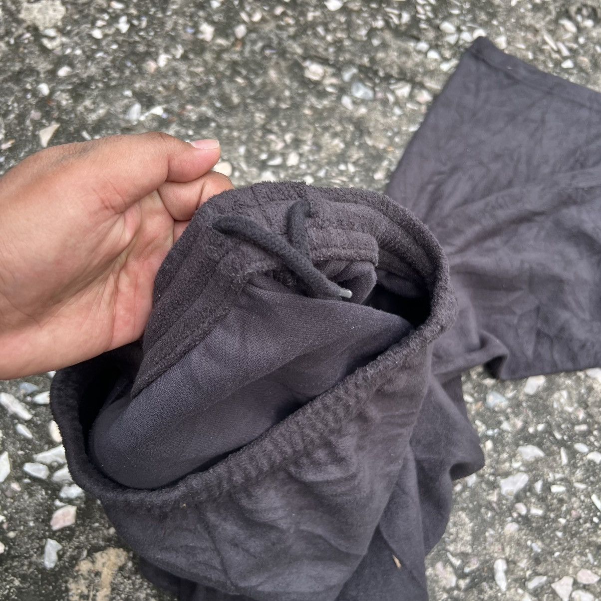 Gap × Yeezy “GAP X YEEZY” BLACK FLEECE SWEATPANTS Size US 29 - 19 Thumbnail