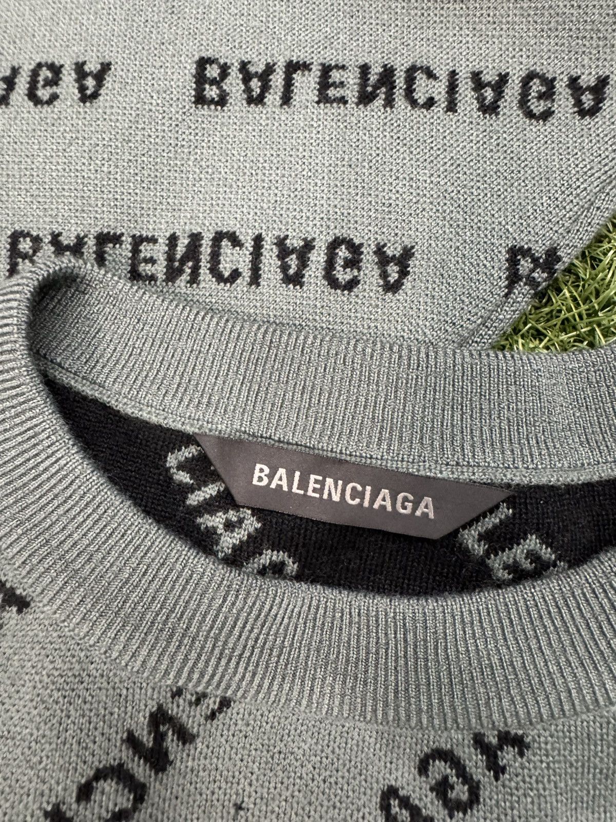 Balenciaga Balenciaga Mirror Mini Logo Sweater Size US S / EU 44-46 / 1 - 3 Thumbnail