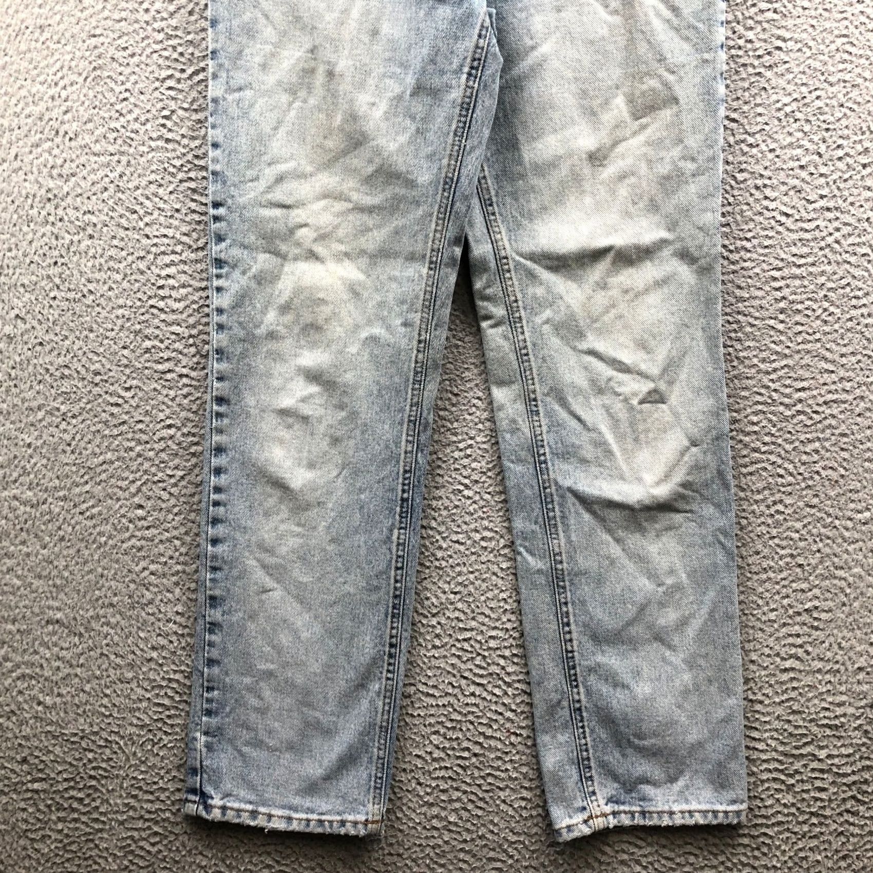 Calvin Klein VINTAGE Calvin Klein Jeans Sandblast 5 Pocket Jean 27x32 Womens Size 8 Blue Straight Fit Womens Jeans Size 27" / US 4 / IT 40 - 7 Thumbnail