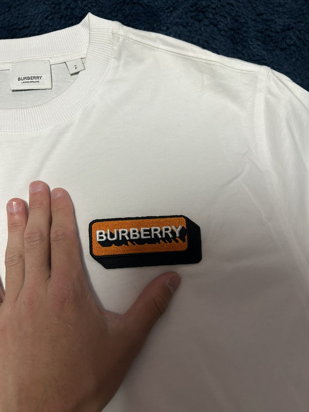 Burberry Burberry tee runs big Size US S / EU 44-46 / 1 - 2 Thumbnail