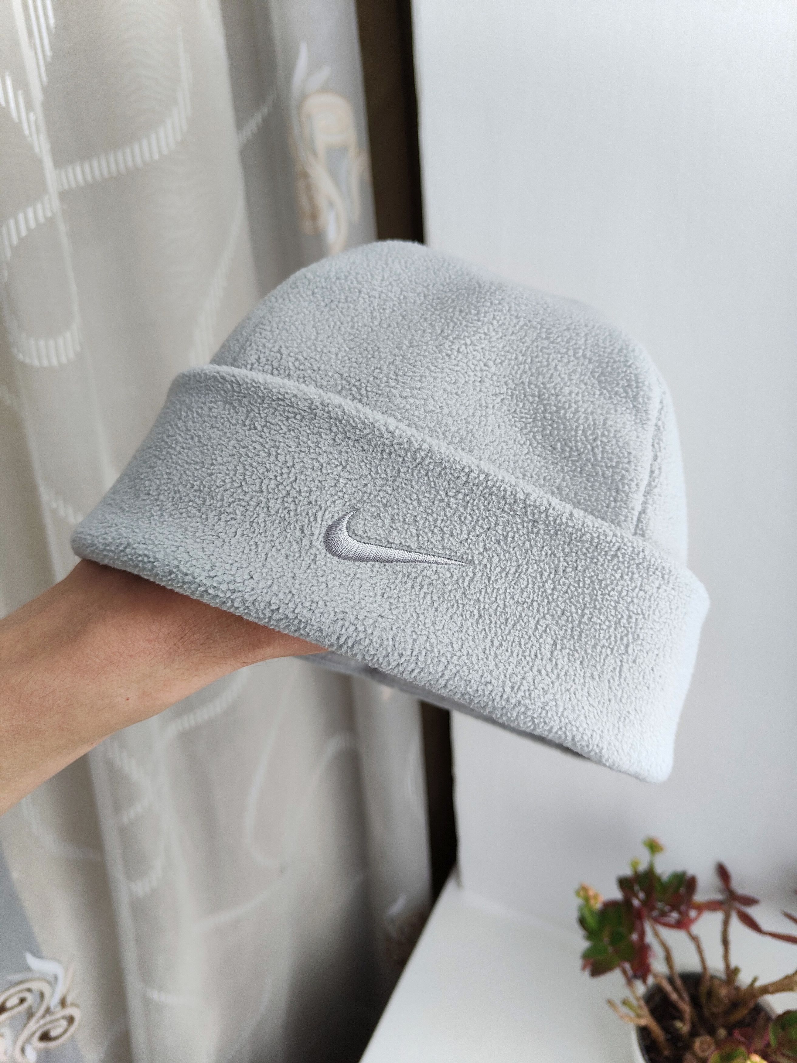 Nike Vintage Y2K Nike Athletic Reversible Fleece Beanie Hat Cap Size ONE SIZE - 5 Thumbnail