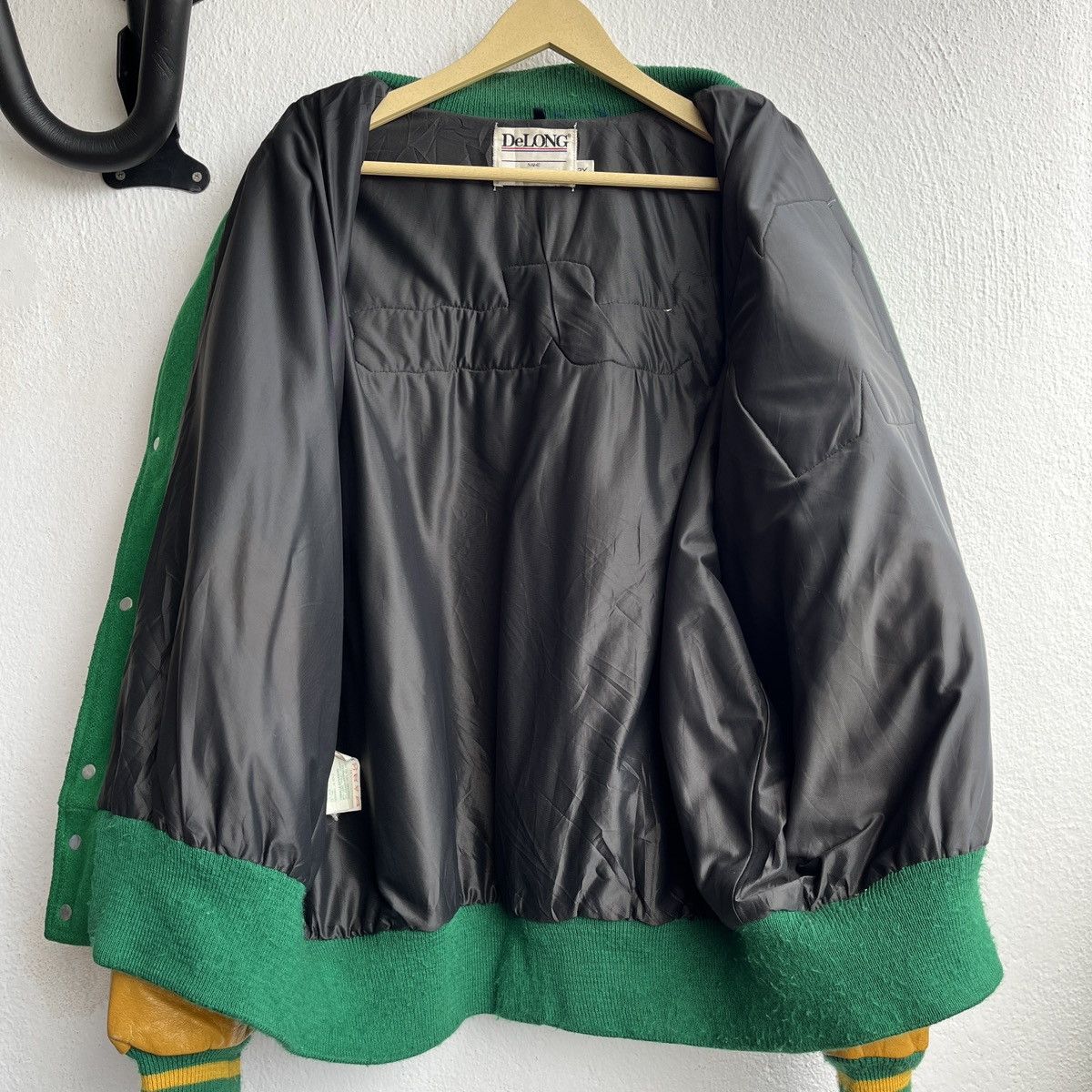 Delong VINTAGE DELONG DISTRESSED VARSITY LEATHER JACKET VAN FLEEREN Size US XXL / EU 58 / 5 - 17 Thumbnail