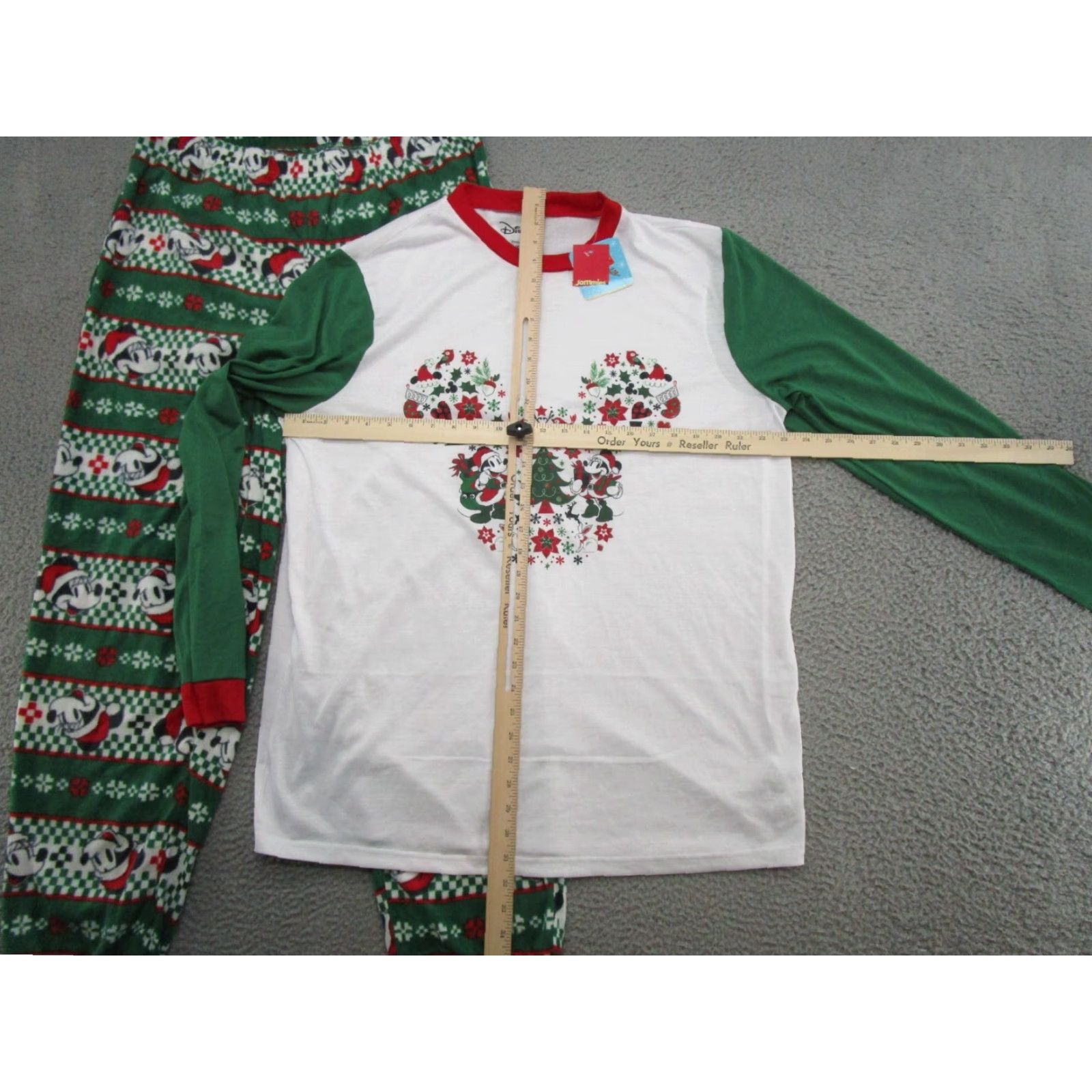 Disney Disney Pajama Set Shirt Men L Mickey Mouse Christmas Fleece Multicolor Plaid Christmas Theme Crew Neck Holiday Pajamas MENS Size US L / EU 52-54 / 3 - 4 Thumbnail
