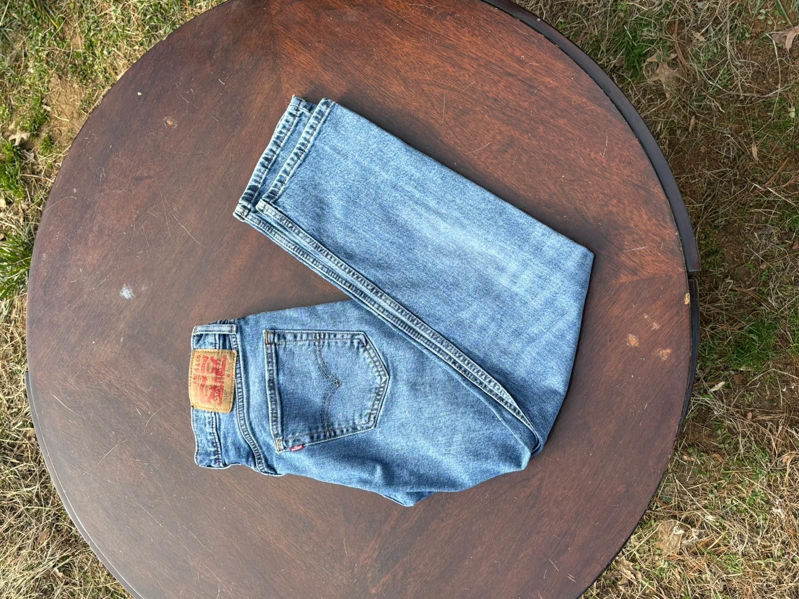 Levi's Light Wash Denim Size US 30 / EU 46 - 1 Thumbnail