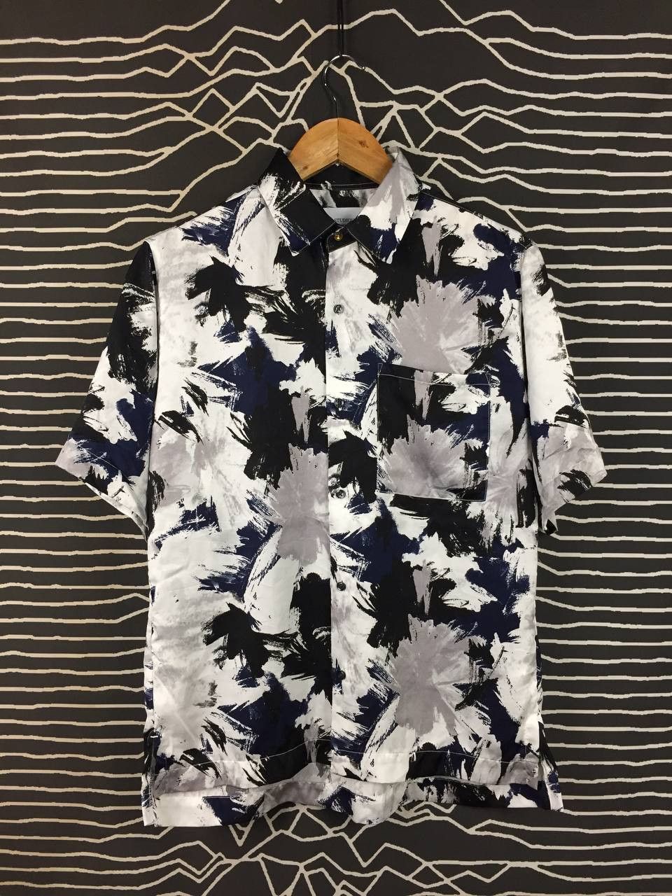 STUDIOUS STUDIOUS Japan Abstract Brushstroke Print Button Up Shirt Size US S / EU 44-46 / 1 - 1 Thumbnail