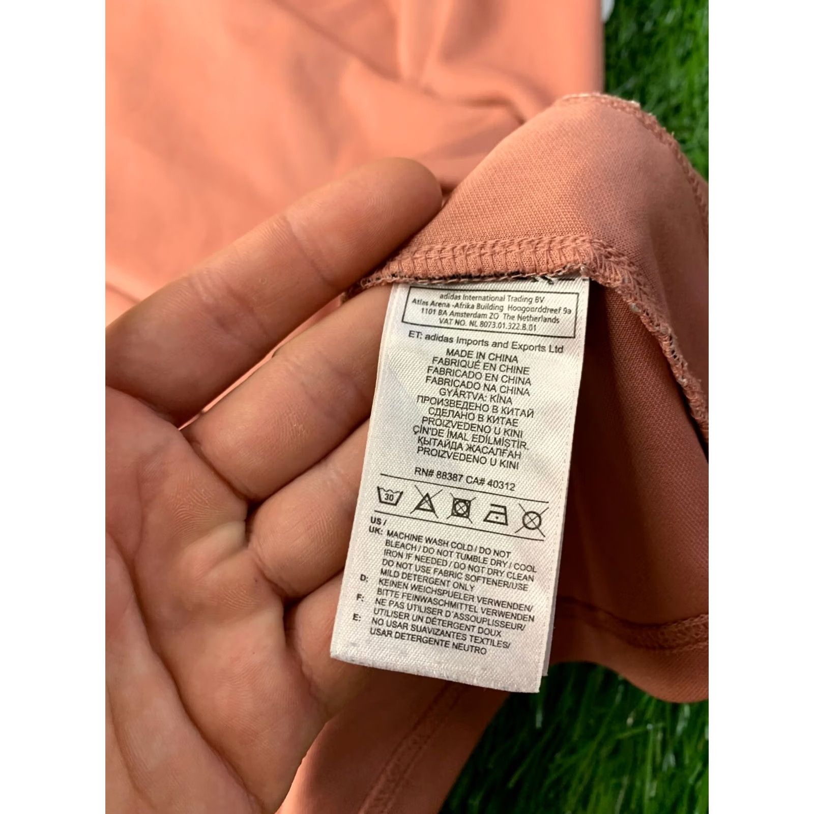 Adidas ADIDAS ORIGINAL 2018 MEN T-SHIRT SHIRT M Peach and White Vintage No Size US M / EU 48-50 / 2 - 7 Thumbnail