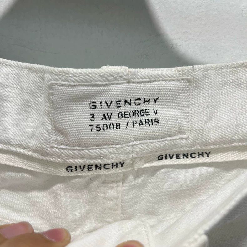 Givenchy Givenchy SizeM GIVENCHY white casual denim jeans Size US 29 - 5 Thumbnail