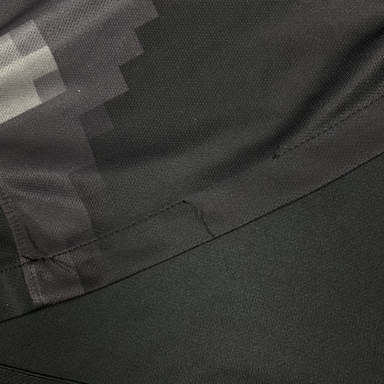 Nike Nike Dri-Fit Men's Black V-Neck Short Sleeve F.C. Jersey M Size US M / EU 48-50 / 2 - 6 Thumbnail