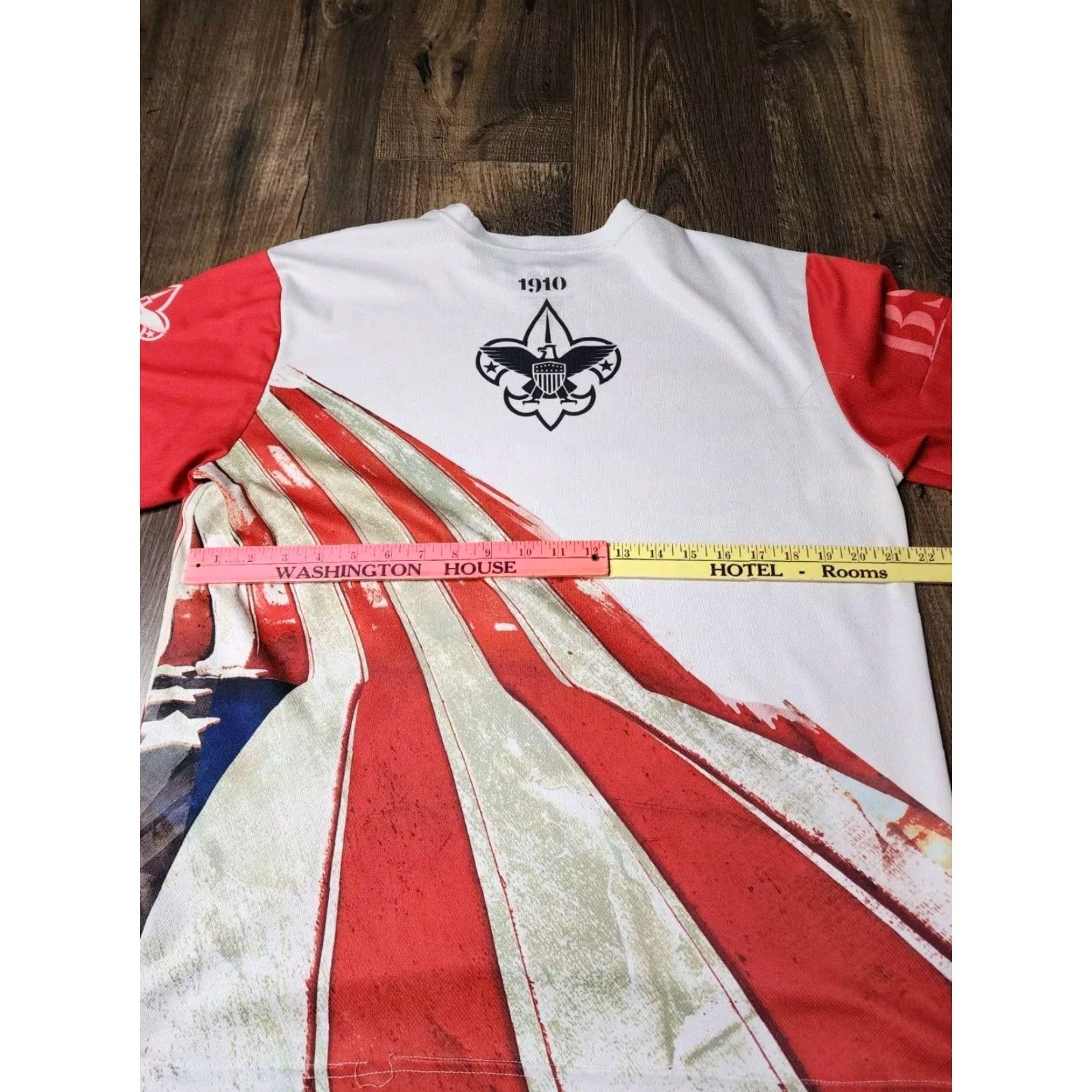 Vintage VINTAGE Boy Scouts of America T Shirt Mens M White USA AOP All Over Print Distressed Short Sleeve Crew Neck Benign Size US M / EU 48-50 / 2 - 3 Thumbnail
