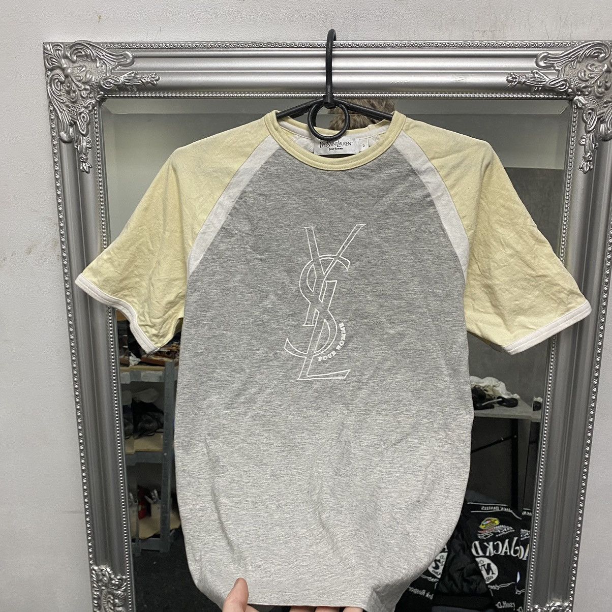 Yves Saint Laurent Yves Saint Lauren T-Shirt Y2K Vintage Size US S / EU 44-46 / 1 - 3 Thumbnail