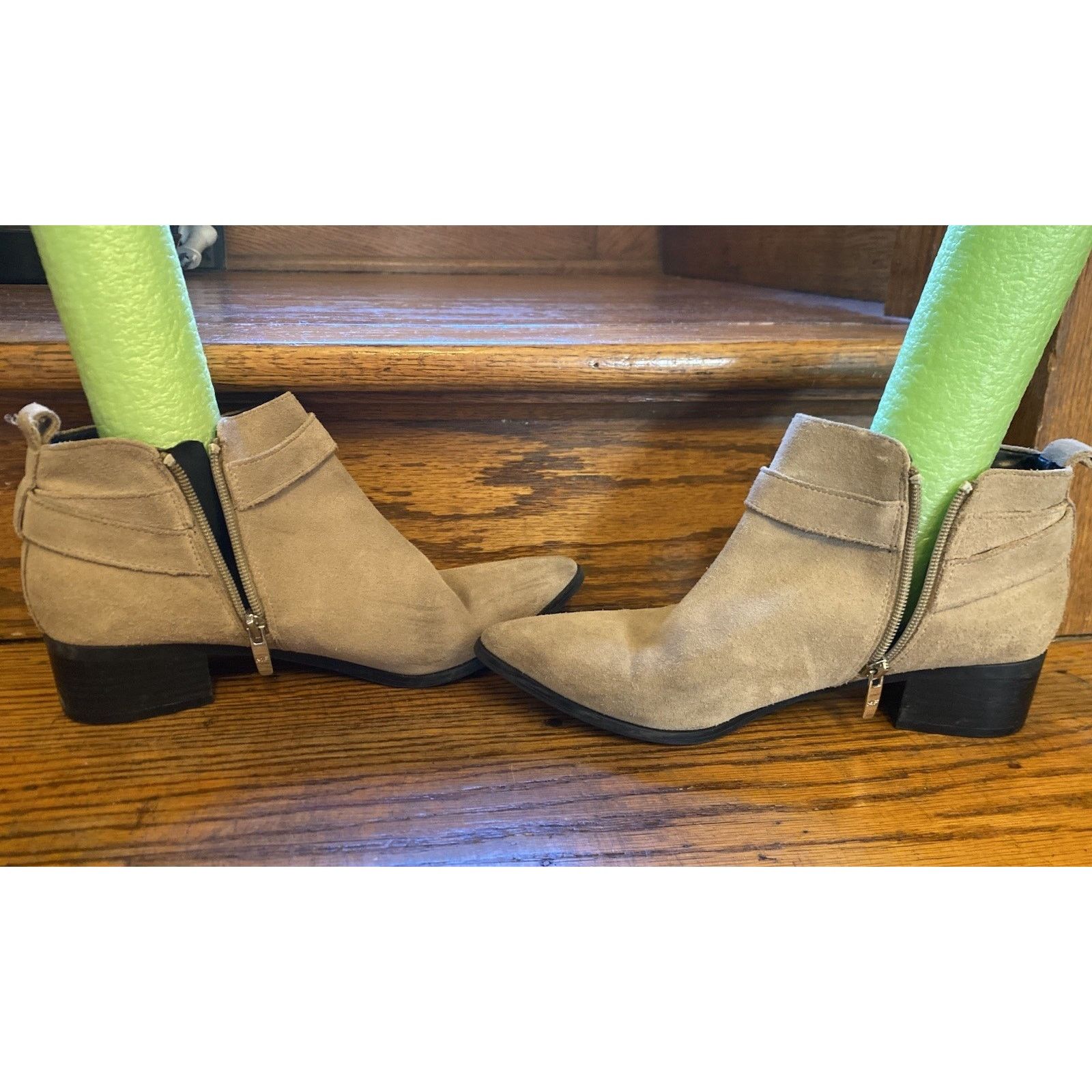 Marc Fisher Marc Fisher Beige Suede Western Ankle Boots Women’s 9.M Size US 9 / IT 39 - 6 Thumbnail