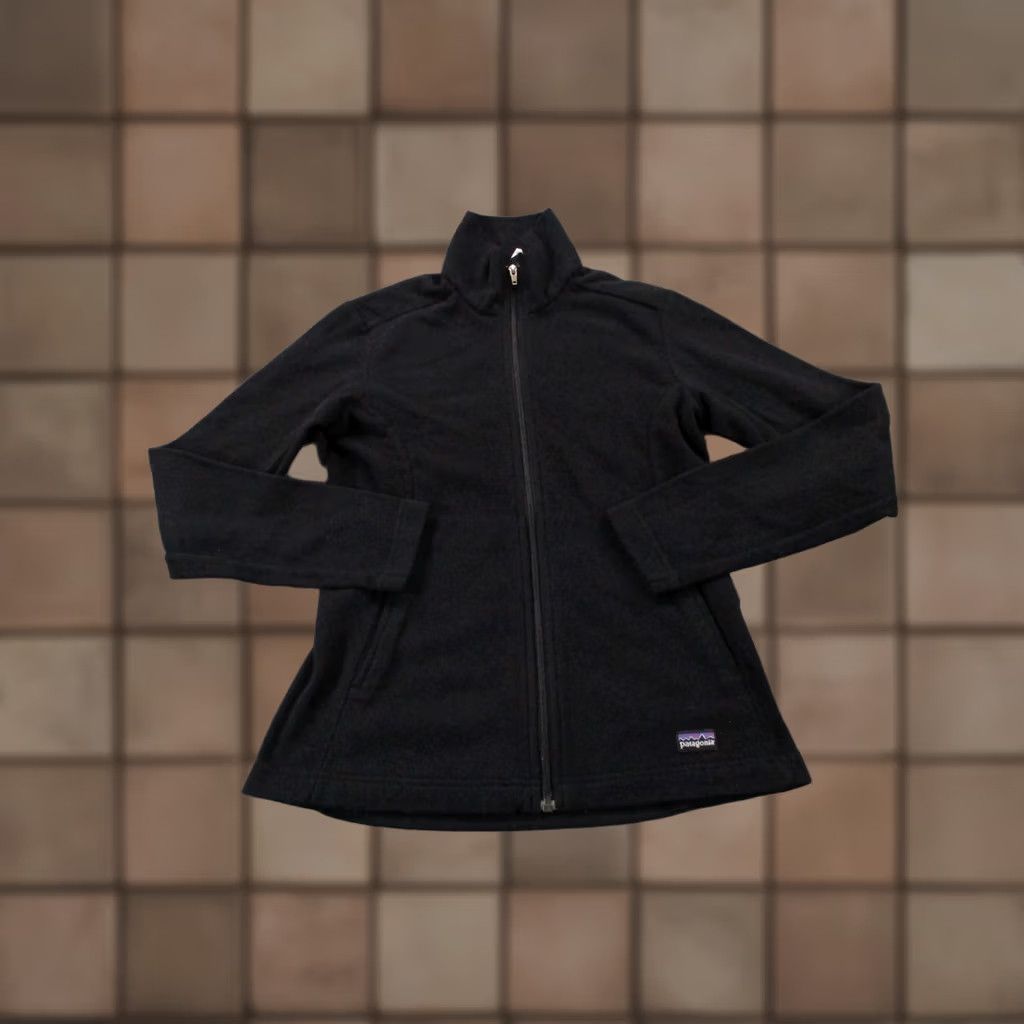 Patagonia Patagonia Jacket Womens S Black Lightweight Fleece Outdoor Hiking Windbreaker Zip Full Zip Casual Men/Women Size S / US 4 / IT 40 - 1 Thumbnail