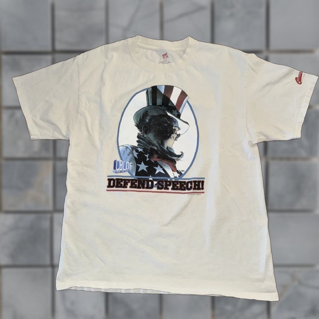 Vintage VINTAGE Graffiti Defend Speech T-Shirt Large Mens White 20x26 John Cassaday Size US L / EU 52-54 / 3 - 1 Thumbnail