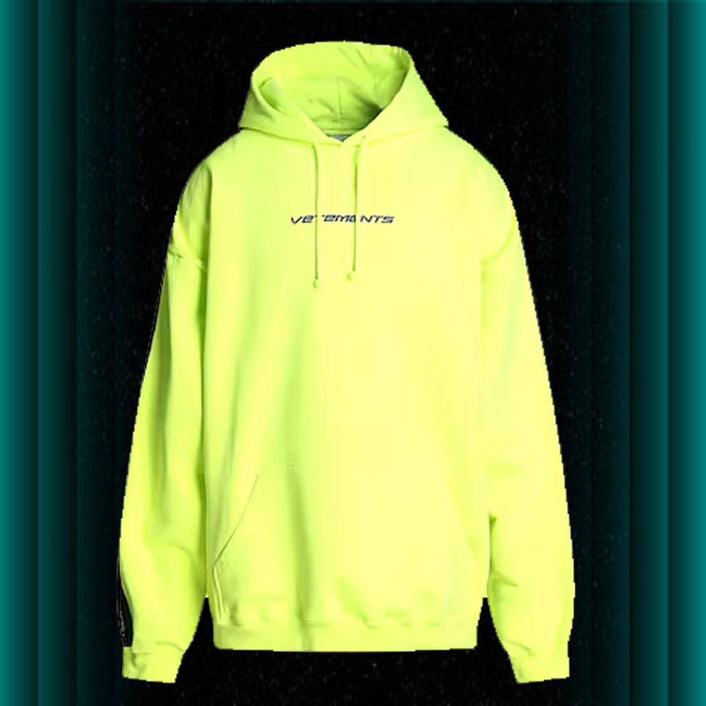 Vetements o1y0924 Hoodie in Acid Green Size US XS / EU 42 / 0 - 1 Thumbnail