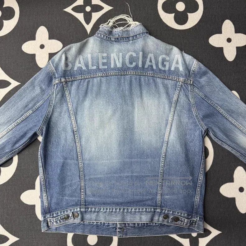 Balenciaga Balenciaga Denim Logo Jacket. Size US XS / EU 42 / 0 - 3 Thumbnail