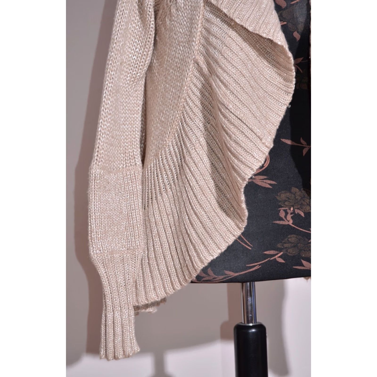 Diane von Furstenberg Diane von Furstenberg Wool Blend Knitted Beige Open Cardigan Jumper Size M Women Cardigan XS? Size M / US 6-8 / IT 42-44 - 3 Thumbnail