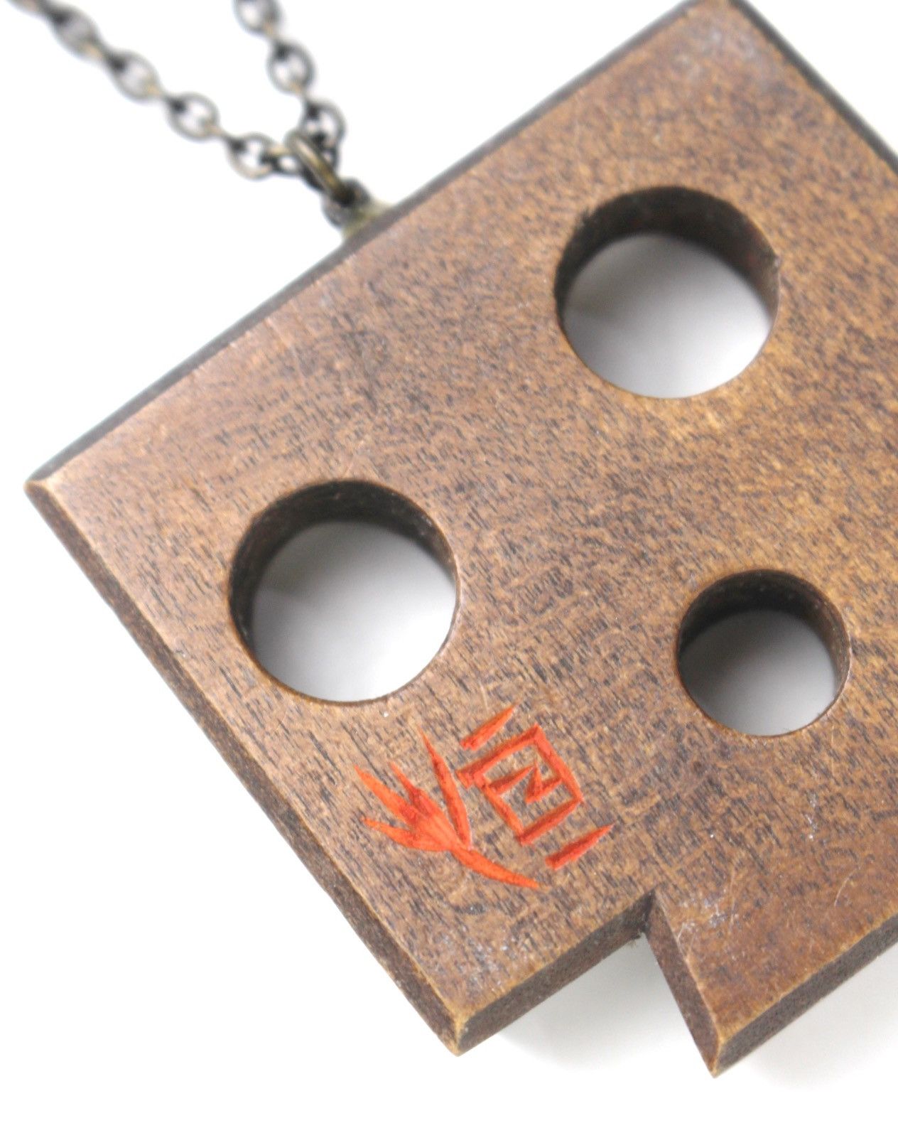 Vintage 2000S JAPANESE HAND-CARVED WOODEN FACE PENDANT NECKLACE Size ONE SIZE - 5 Thumbnail