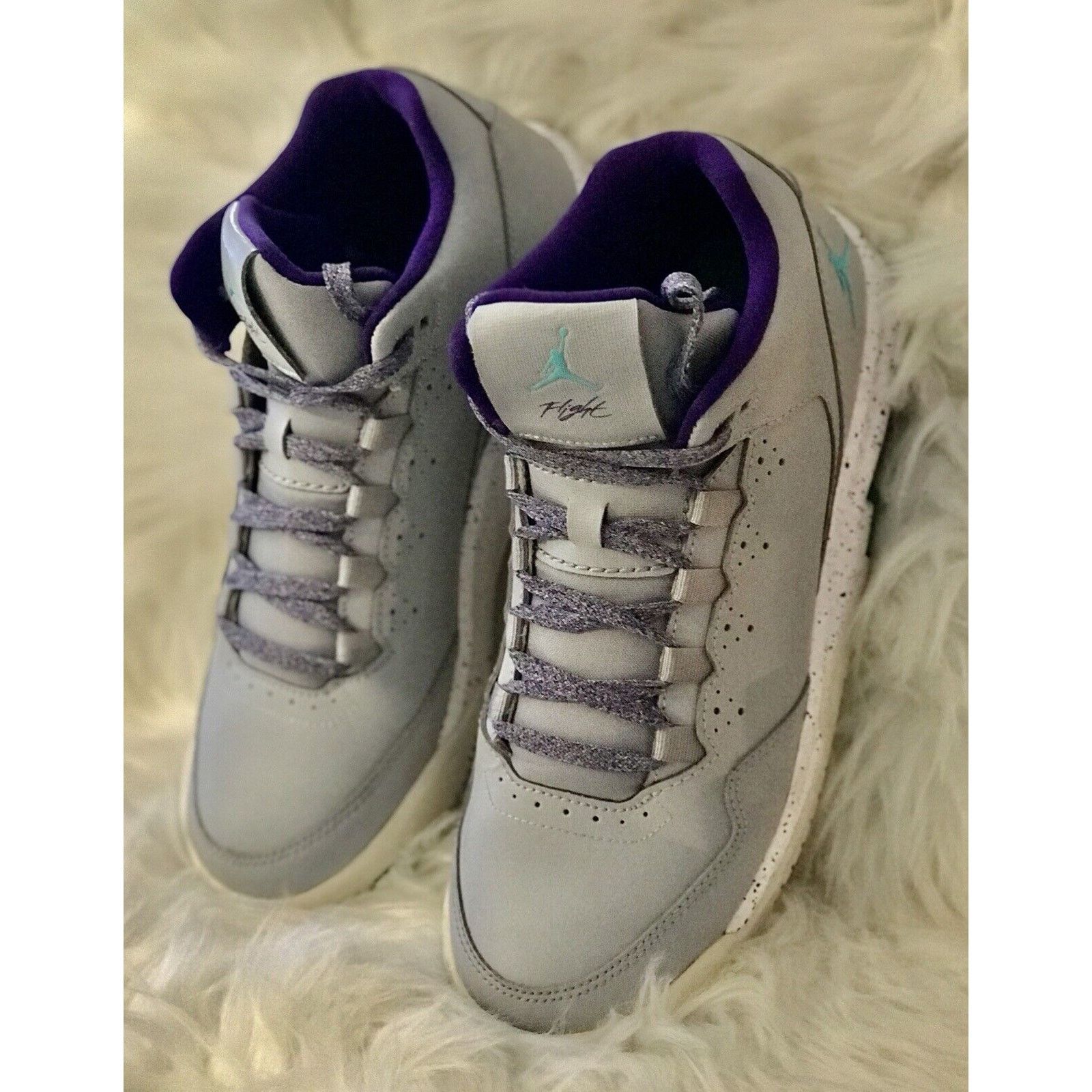 Nike Nike Air Jordan Flight Origin 2 GS Wolf Grey/ Retr Youth 6 Size US 6 / EU 39 - 7 Thumbnail