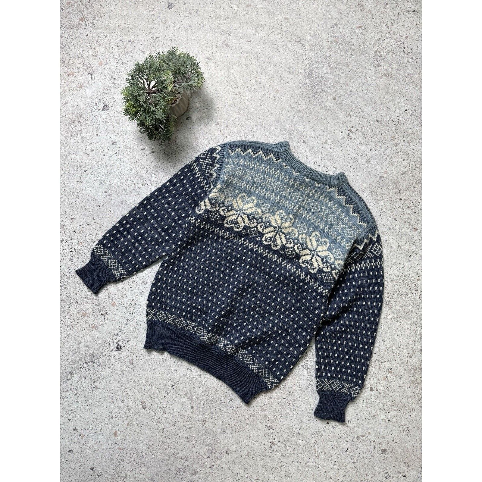Dale Of Norway Vintage 90s Dale Of Norway Wool Multicolour Jumper Pullover Size US L / EU 52-54 / 3 - 10 Thumbnail