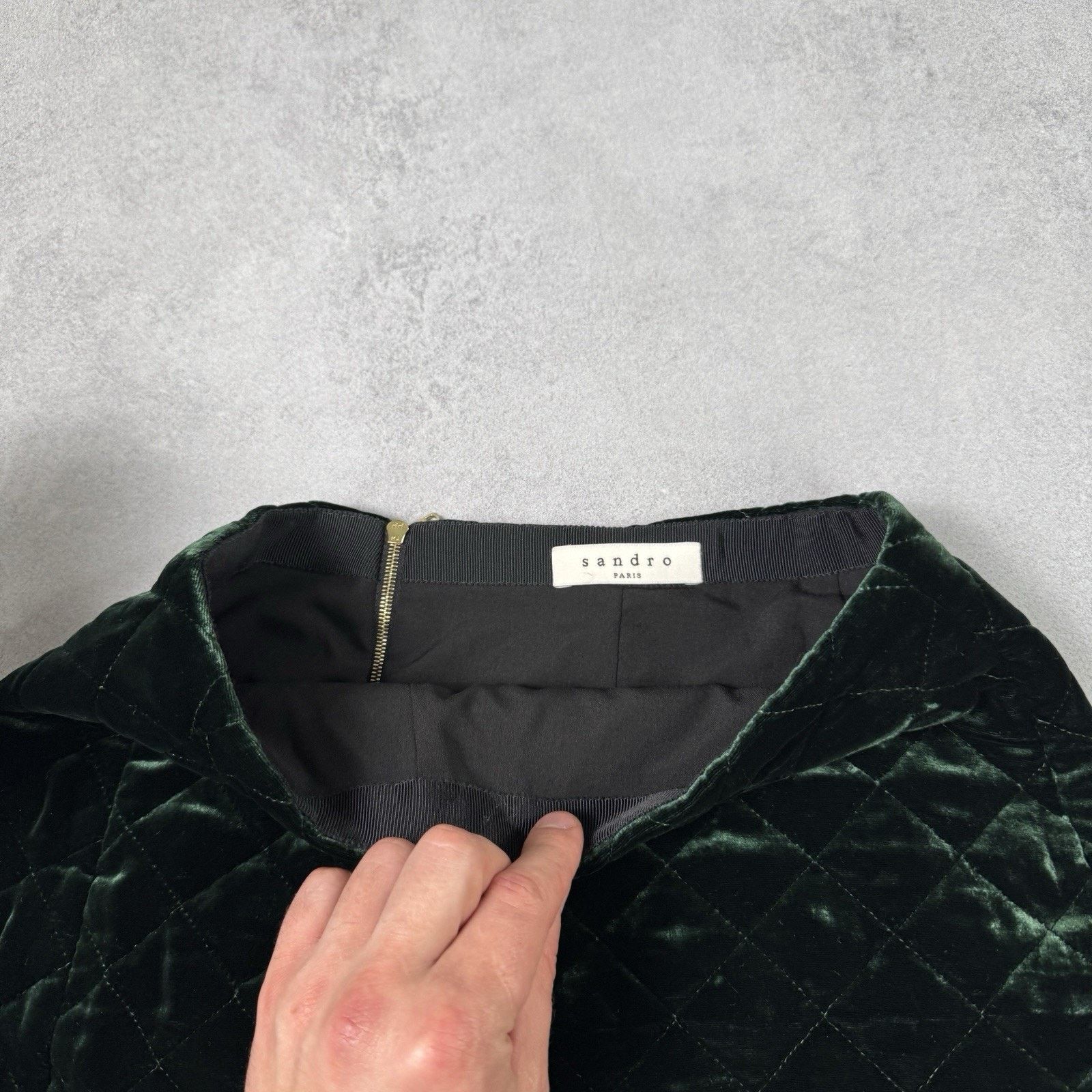 Sandro Vintage Sandro Green Velour Quilted Mini Skirt Size 1 Size 26" / US 2 / IT 38 - 8 Thumbnail
