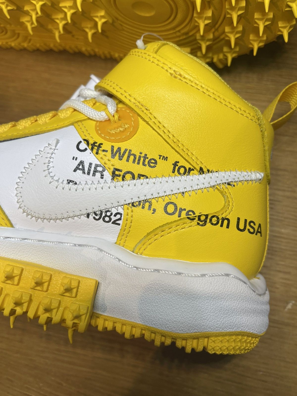 Nike × Off-White Nike Air Force mid Off white gialle Size US 6 / IT 36 - 5 Thumbnail