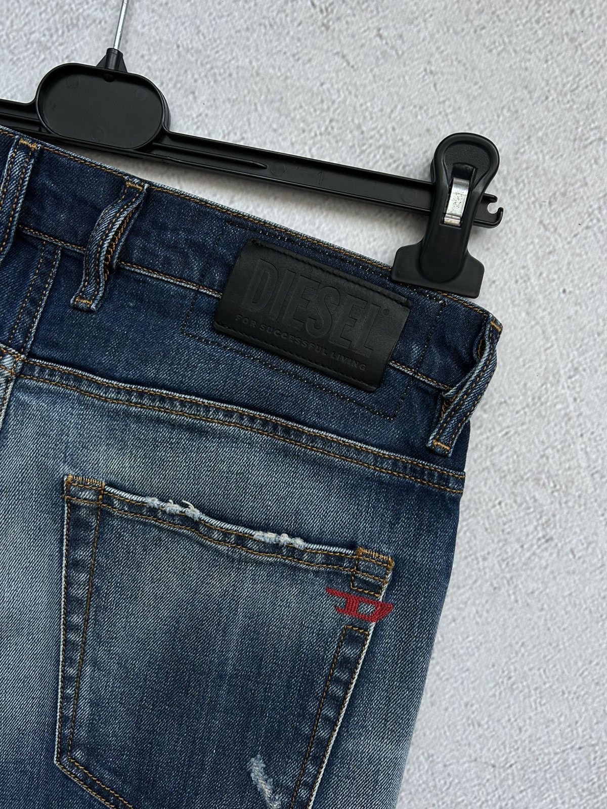 Diesel Diesel Premium destroyed denim man’s jeans Size US 29 - 13 Thumbnail