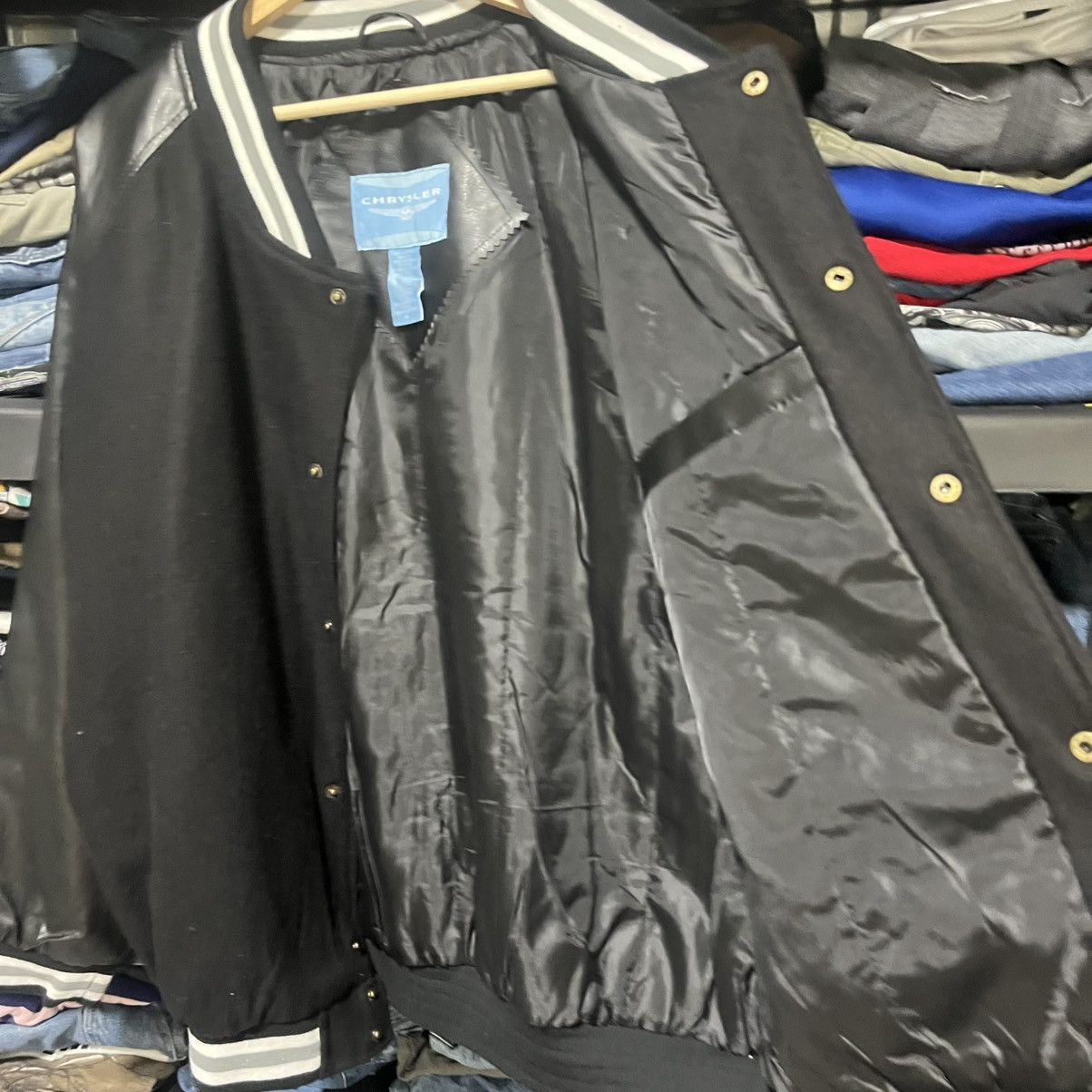 Chrysler VINTAGE Y2K CHRYSLER EMBROIDERED FAUX LEATHER VARSITY JACKET Size US XL / EU 56 / 4 - 7 Thumbnail