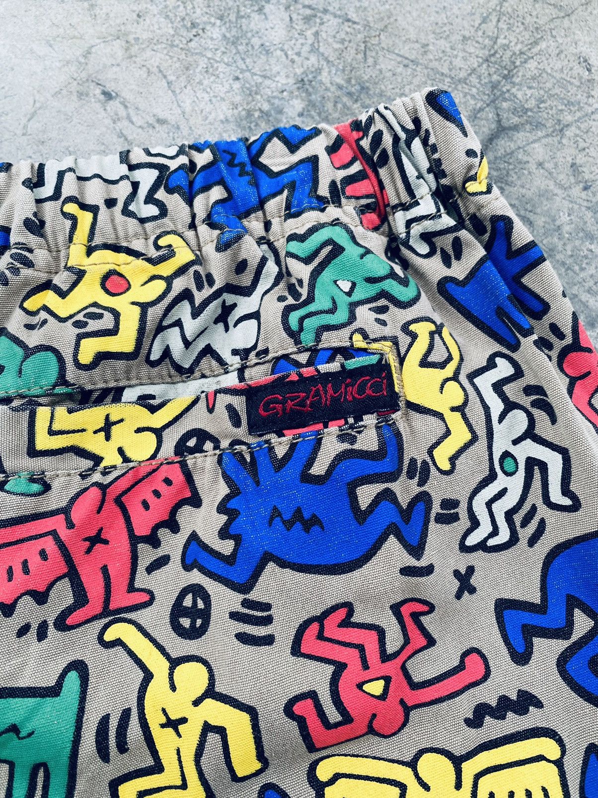 Keith Haring Vintage Y2k Gramicci Keith Haring Pop Art Jorts Pants Size US 30 / EU 46 - 7 Thumbnail
