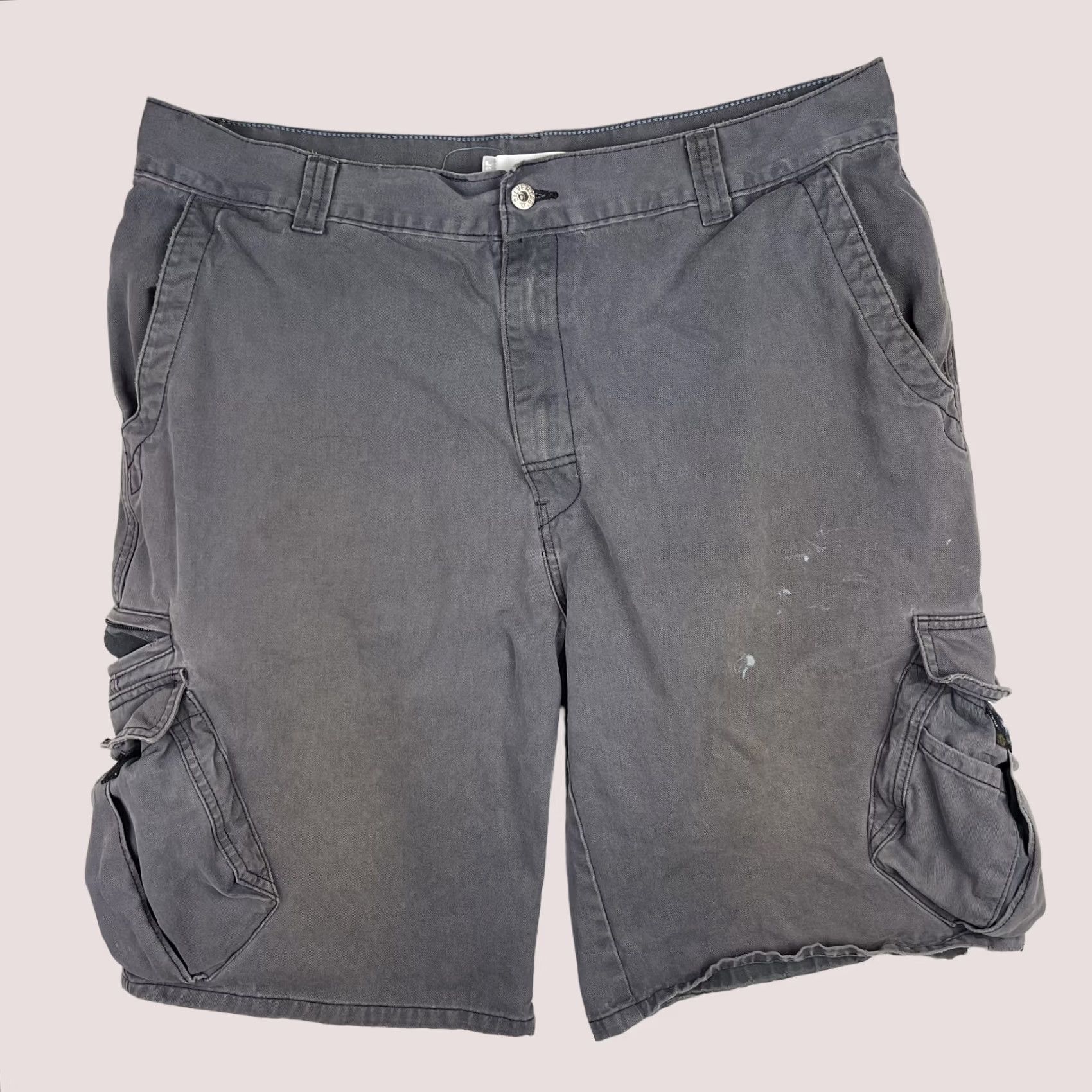 Levi's VINTAGE Levi's SilverTab Cargo Shorts Mens 38 Gray Multi Pocket Zip Utility Workwear Y2K Size US 38 / EU 54 - 1 Thumbnail