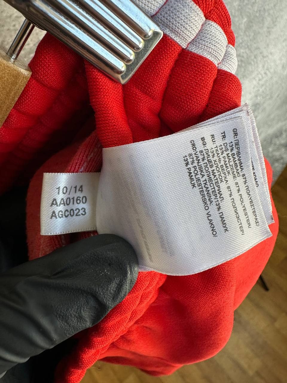 Adidas Adidas Originals Trefoil Red 3-Stripe Track Pants Joggers Size US 30 / EU 46 - 13 Thumbnail