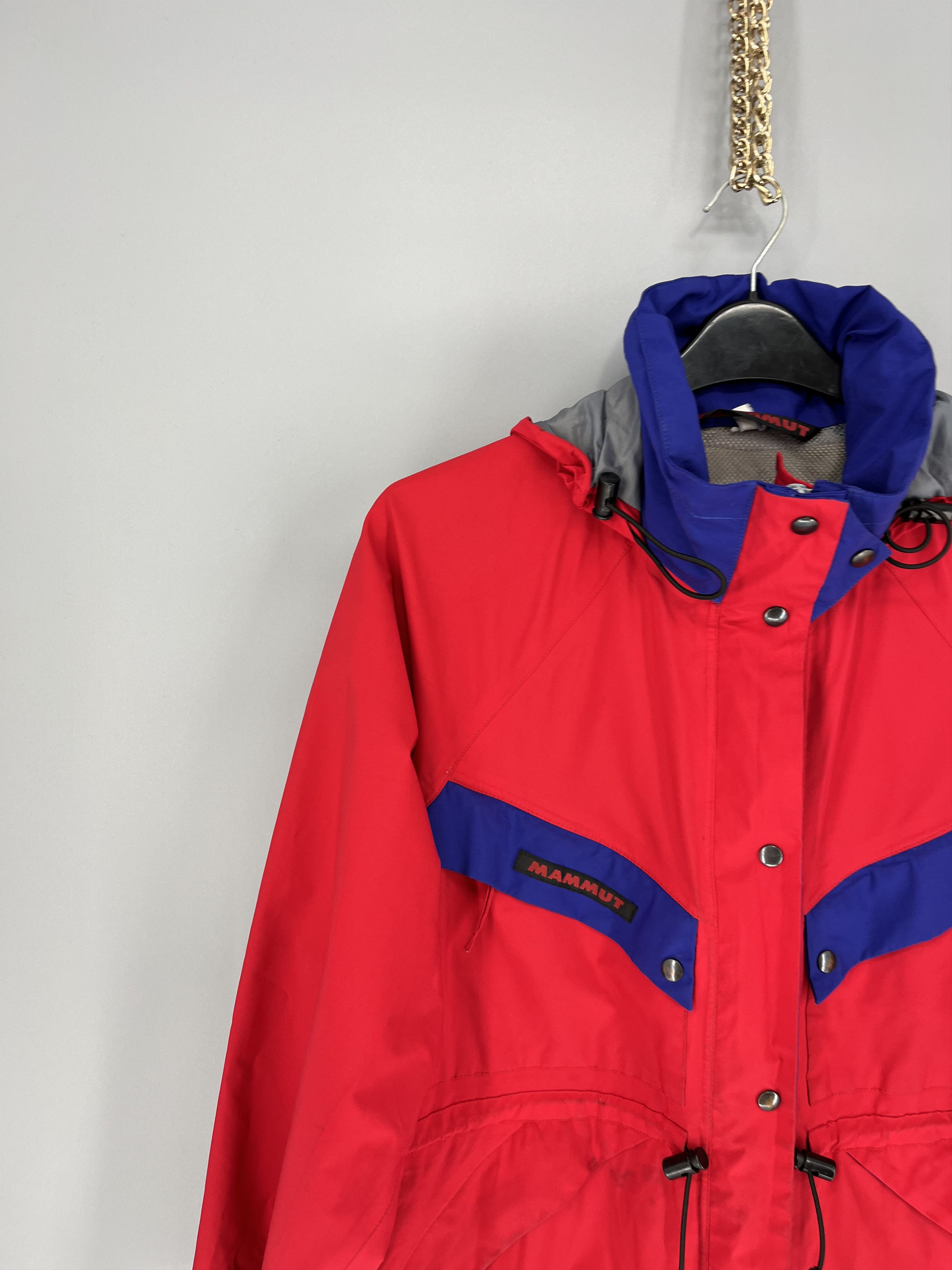 Mammut Vintage Mammut Dry Tech Gore Tex Ski Hooded Heavy Jacket Size US S / EU 44-46 / 1 - 4 Thumbnail
