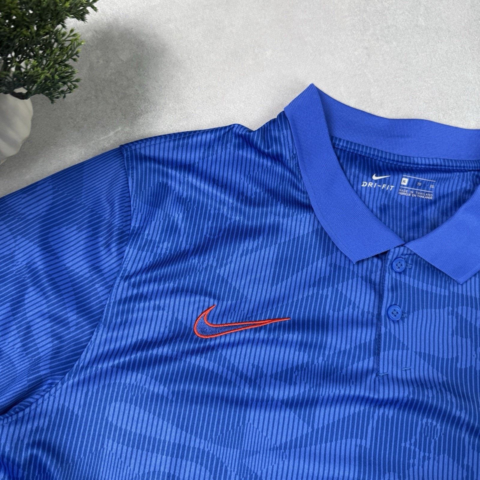 Nike England National Team 2020 2021 Soccer Jersey Football Shirt Size US L / EU 52-54 / 3 - 3 Thumbnail