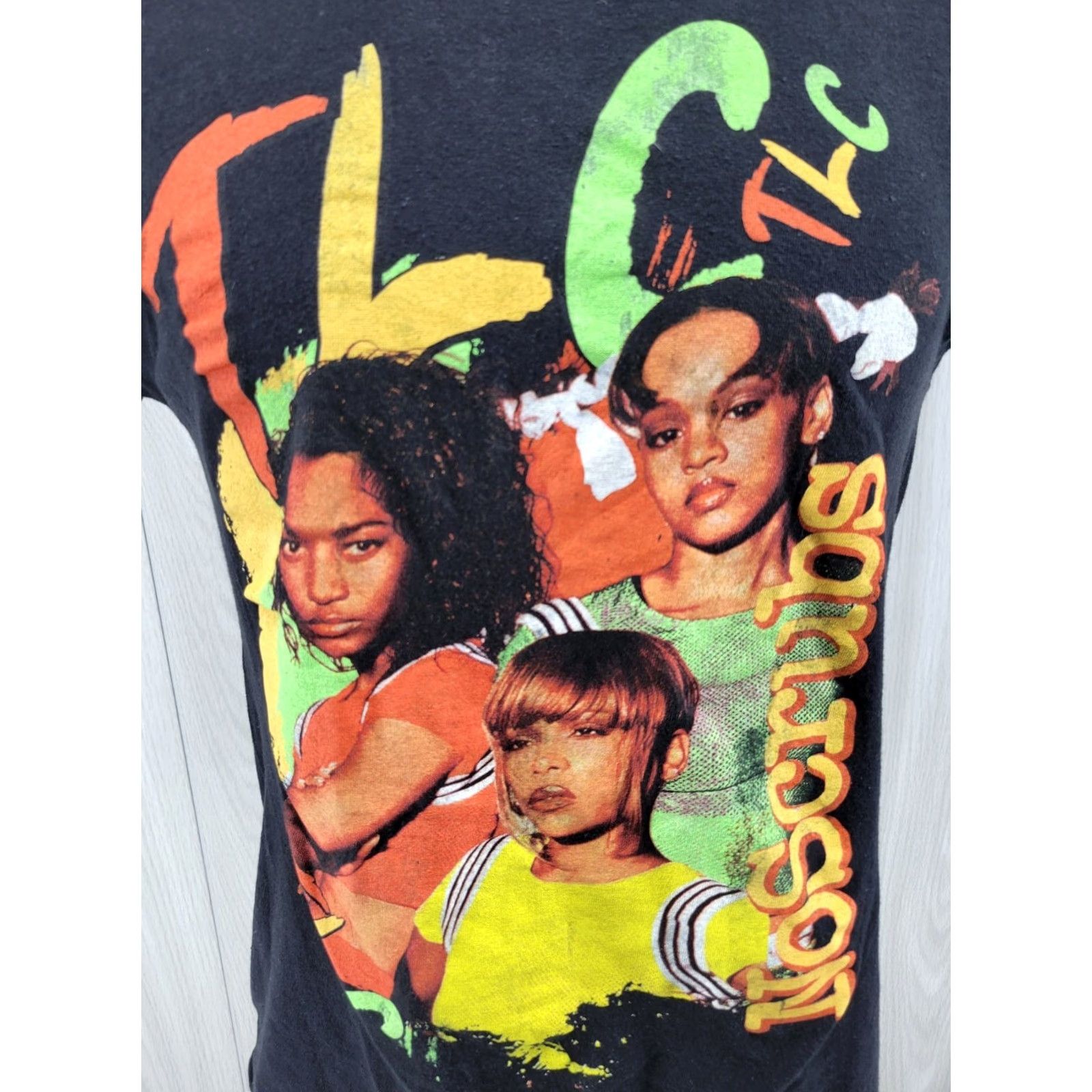 Etro TLC No Scrubs Rap T Shirt Retro Hip Hop Black Medium Shirt Unisex Adults Short Sleeve Crew Neck Graphic Print Band 2000s Size US M / EU 48-50 / 2 - 2 Thumbnail