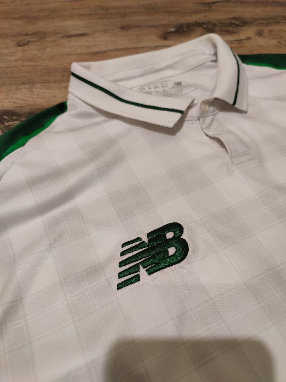 New Balance Soccer Jersey Celtic 2018-19 Away Shirt XL Size Size US XL / EU 56 / 4 - 5 Thumbnail