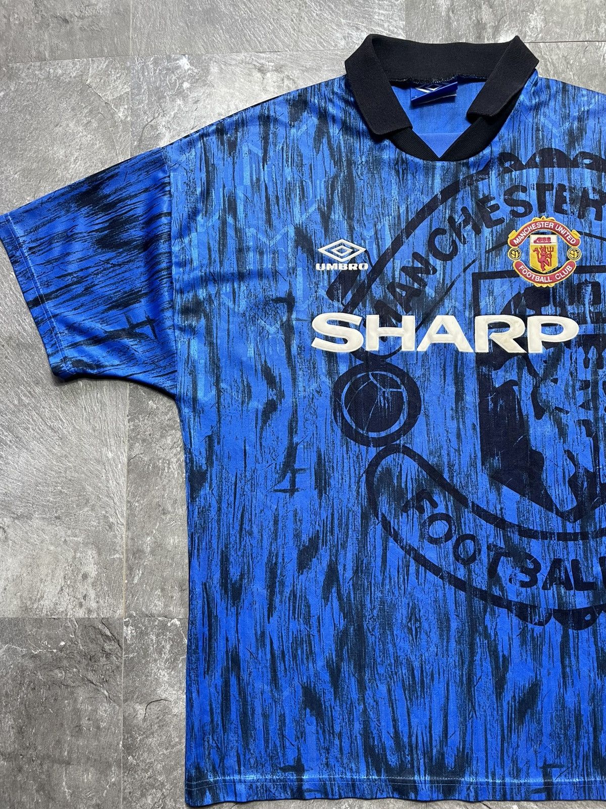 Umbro Umbro Manchester United Vintage 1992 1993 Away Shirt Jersey Size US L / EU 52-54 / 3 - 4 Thumbnail