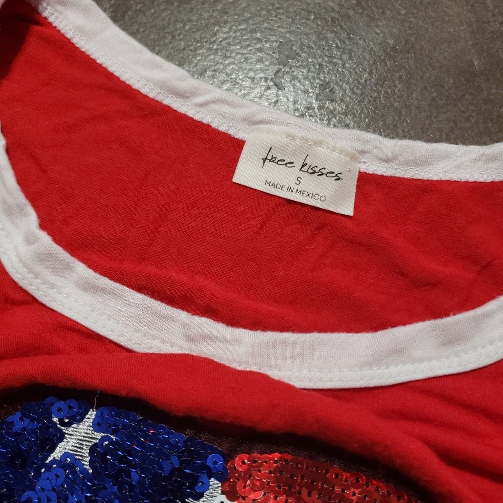 Other Red Smooch | FREE KISSES | Short Sleeve Size S / US 4 / IT 40 - 3 Thumbnail