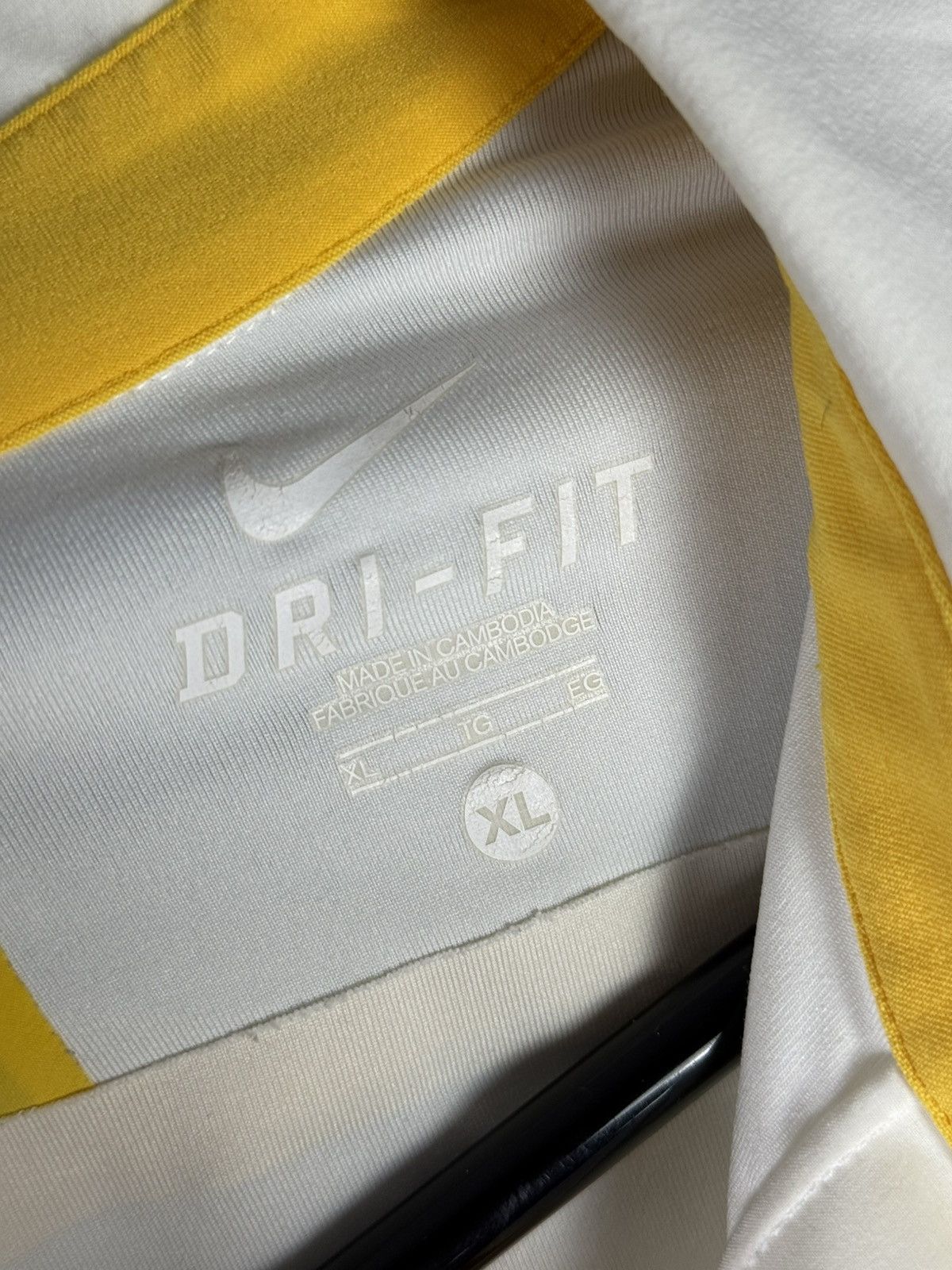 Nike Nike Roger Federer RF 2011 Australian Open Shirt Jersey XL Size US XL / EU 56 / 4 - 9 Thumbnail