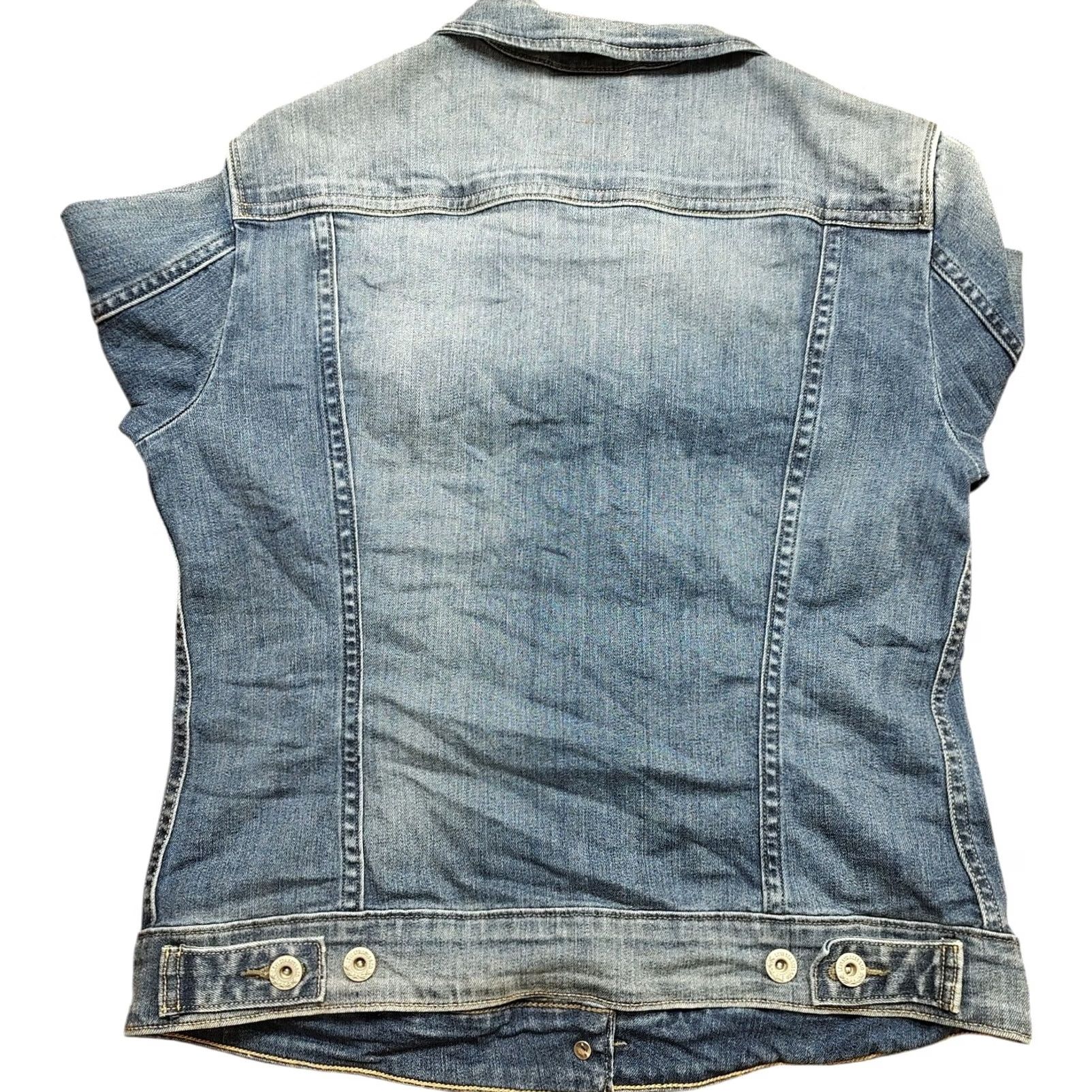Levi's VINTAGE Levi's Denim Trucker Jacket Womens M Blue Light Wash Classic Casual Jeans Grunge 90s Western Womens Size 32" / US 10 / IT 46 - 3 Thumbnail