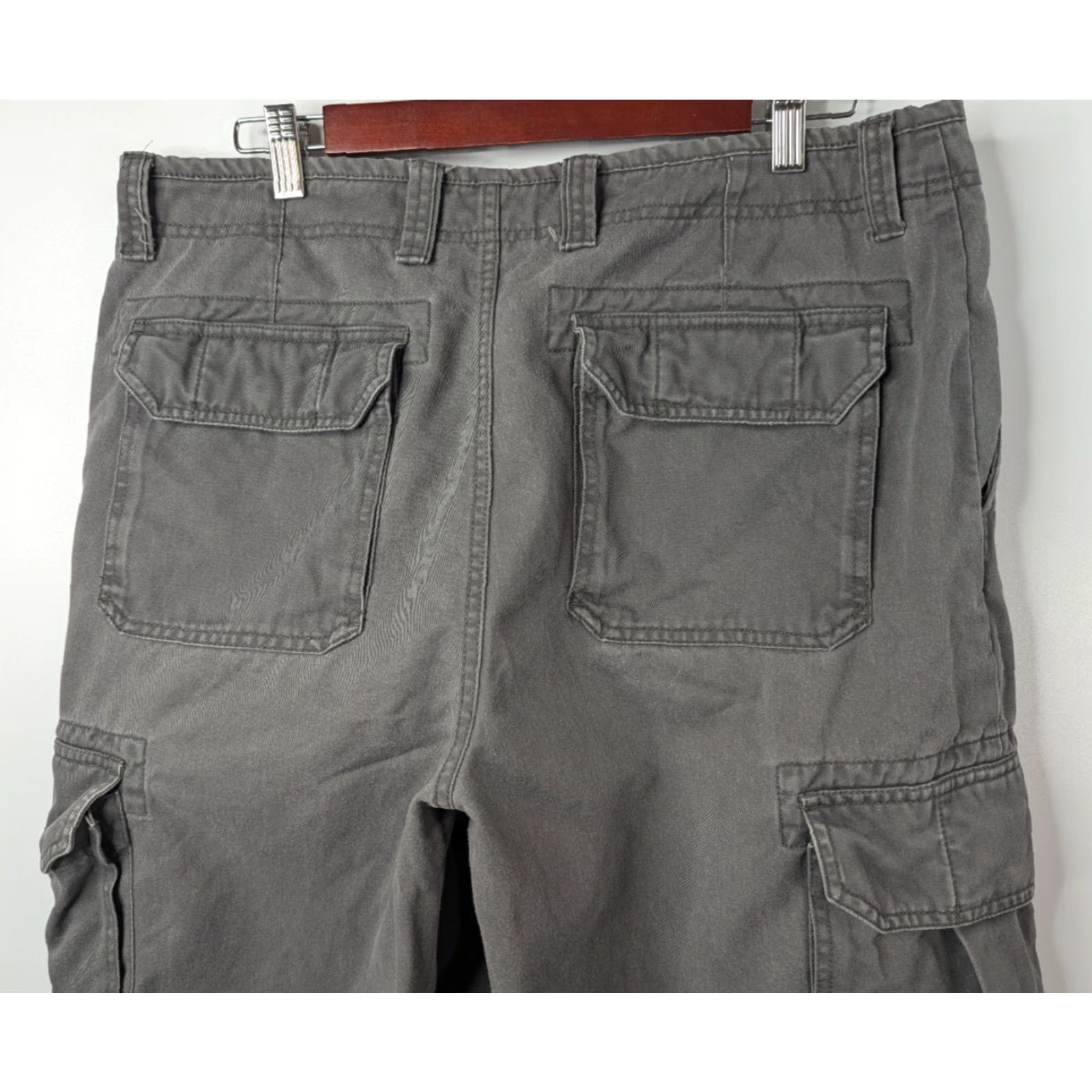 Gap VINTAGE Gap Pants Mens 35x30 Cargo Distressed Utility Workwear Y2K Outdoors Size US 35 - 6 Thumbnail