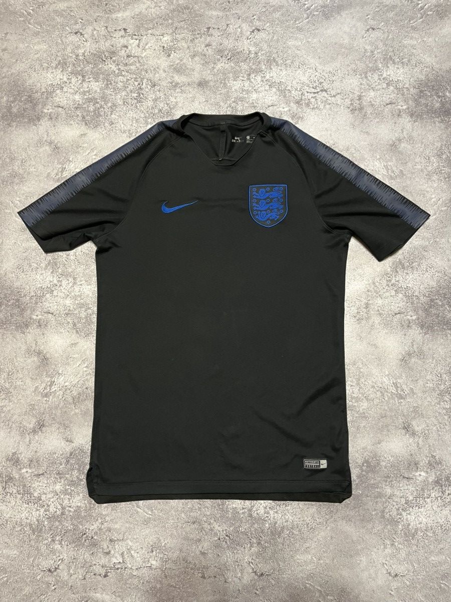 Nike Nike England 2018/2019 training soccer jersey Size US M / EU 48-50 / 2 - 1 Thumbnail