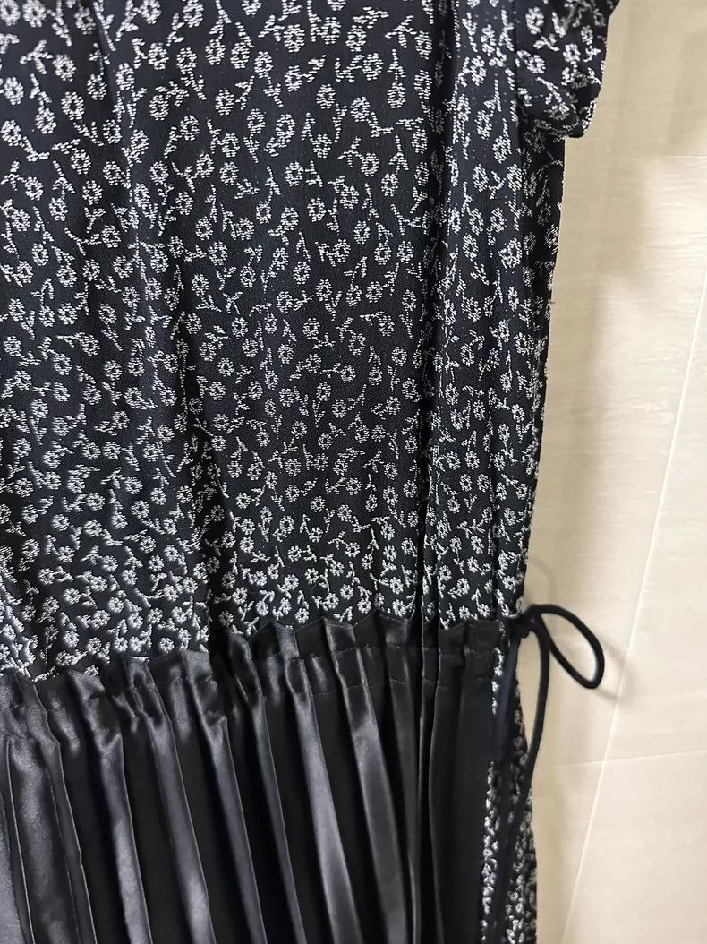 Comme des Garcons Comme Des Garcons Ninomiaki Floral Dress Pleated Size S / US 4 / IT 40 - 2 Thumbnail