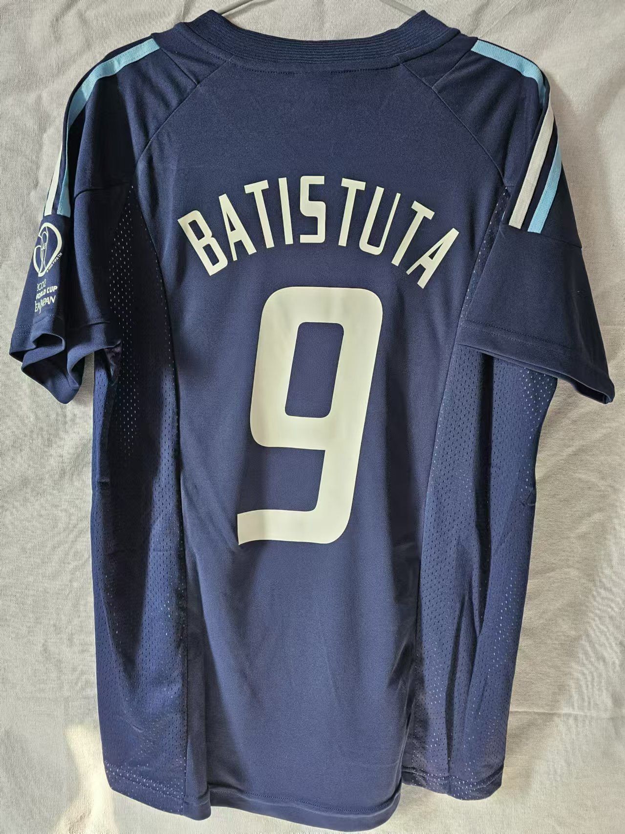 Adidas 2002 Argentina #9 Batistuta Jersey L Size US L / EU 52-54 / 3 - 1 Thumbnail