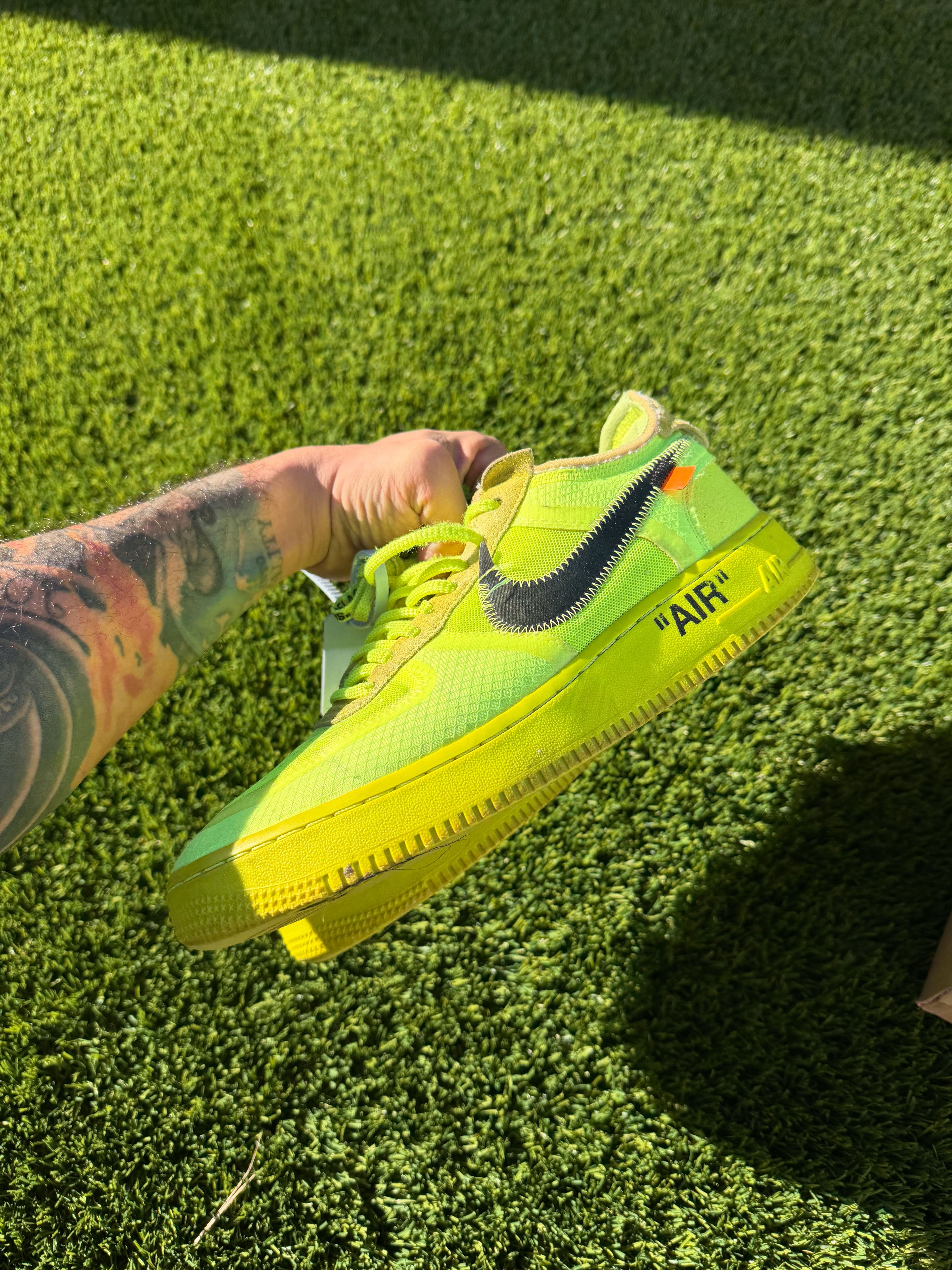 Nike × Off-White Volt Air Force 1 Virgil Abloh Off- White Size US 9.5 / EU 42-43 - 6 Thumbnail
