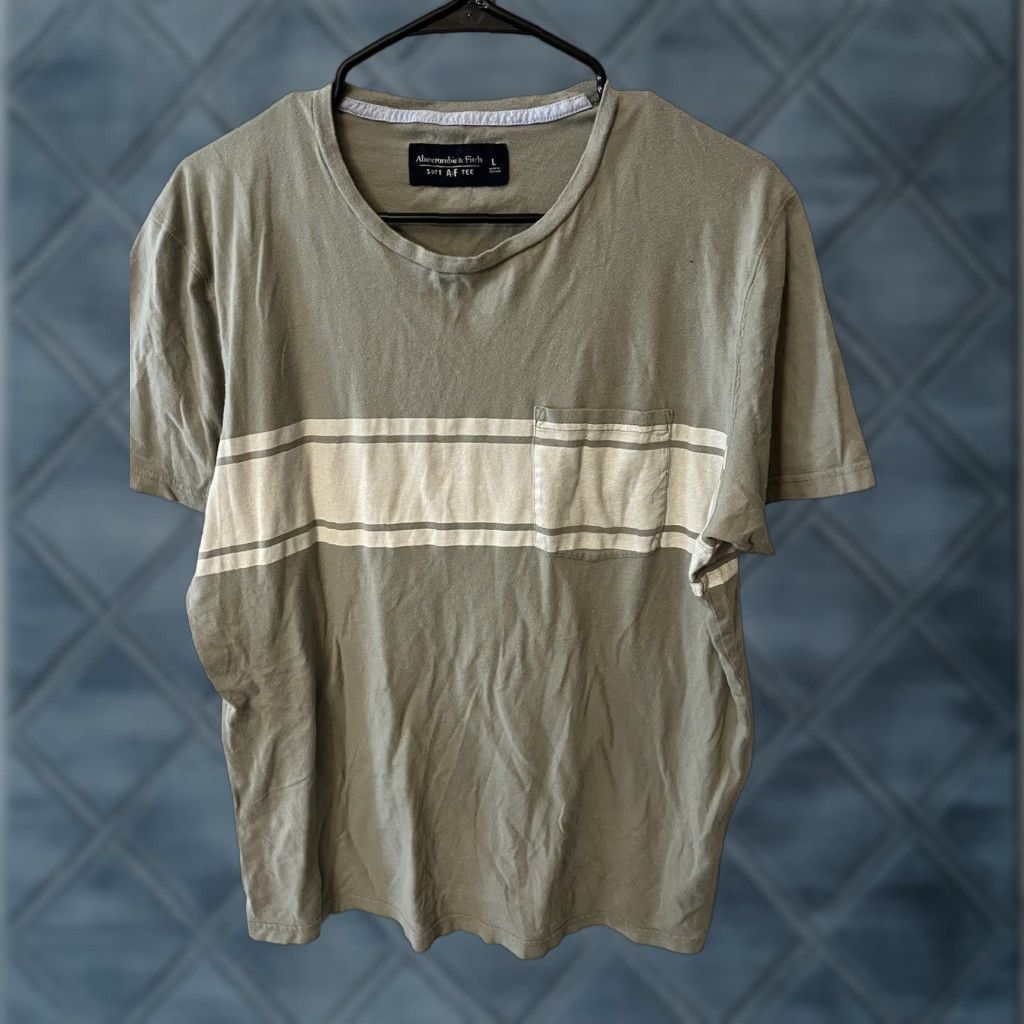 Abercrombie & Fitch Abercrombie & Fitch Tee Men Green Short Sleeve Crew Neck Logo Slim A&F L Size US 33 - 1 Thumbnail