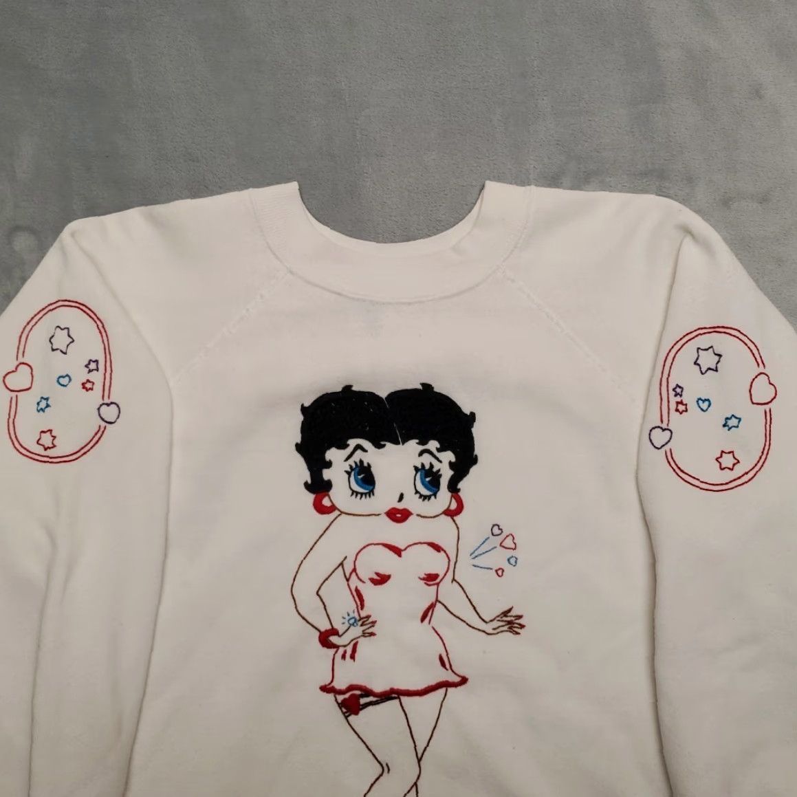 Vintage VINTAGE Betty Boop Sweatshirt Mens XL Raglan 90s Made in USA Embroidered READ Size US XL / EU 56 / 4 - 3 Thumbnail
